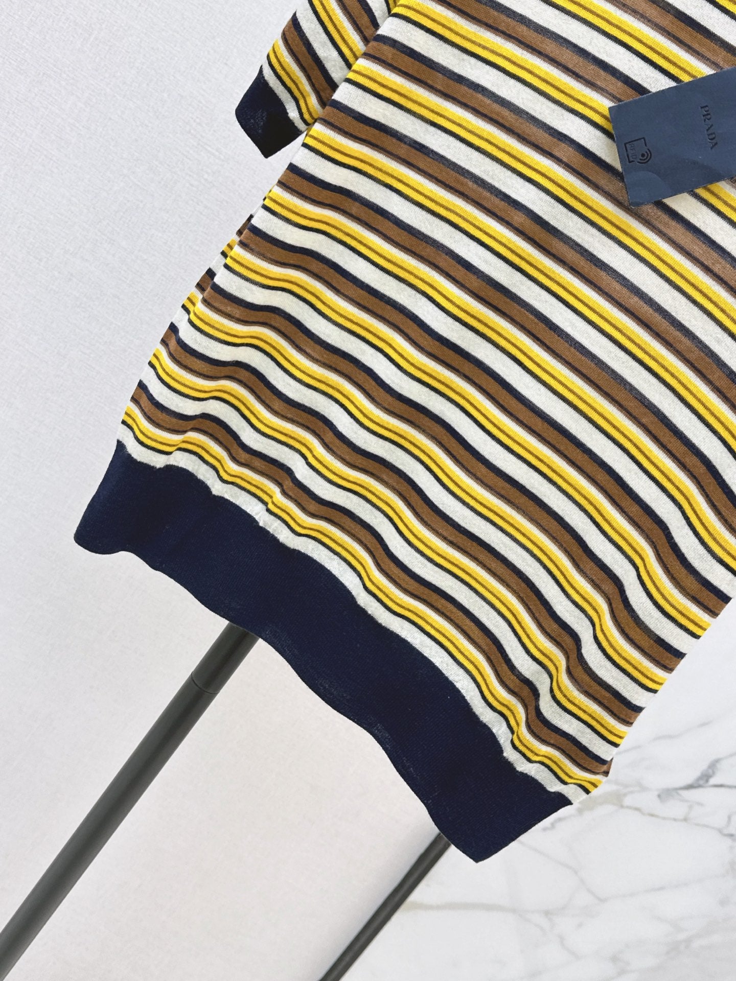 26FW New Crew-Neck Short-Sleeve Striped Knit Top 💛