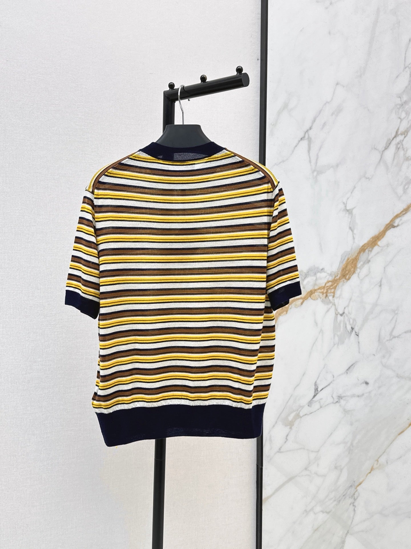 26FW New Crew-Neck Short-Sleeve Striped Knit Top 💛
