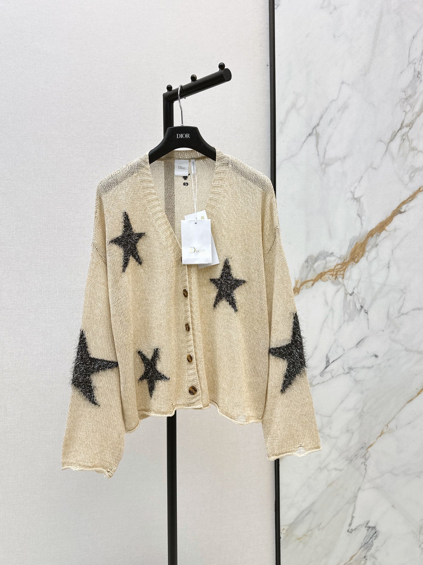 26FW New V-neck Cardigan with Jacquard Star Pattern 🤍