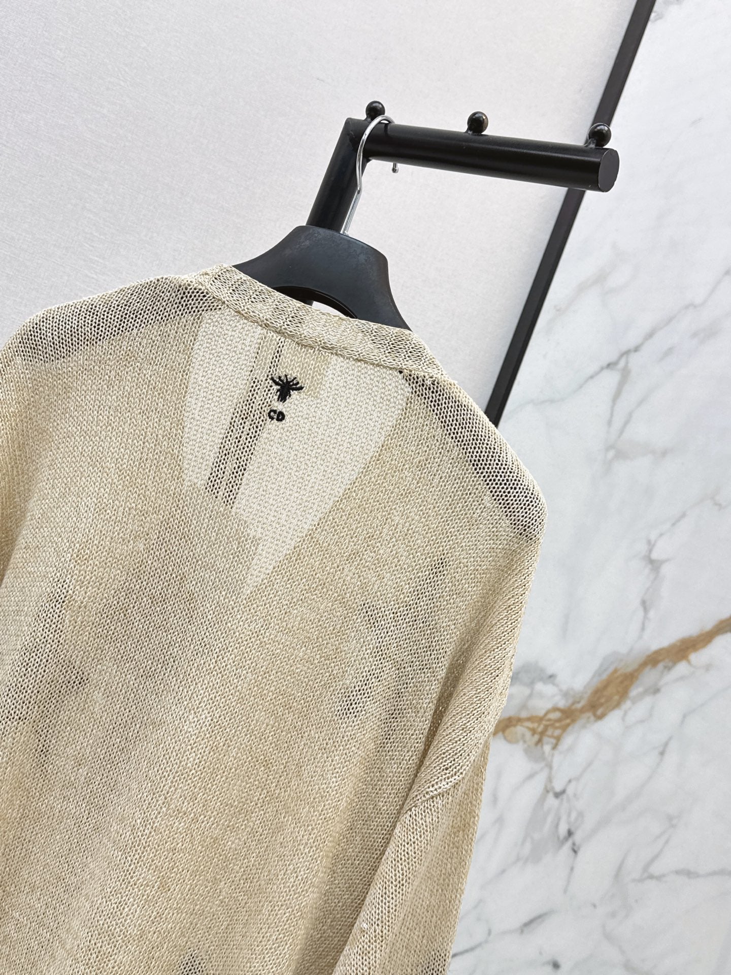26FW New V-neck Cardigan with Jacquard Star Pattern 🤍