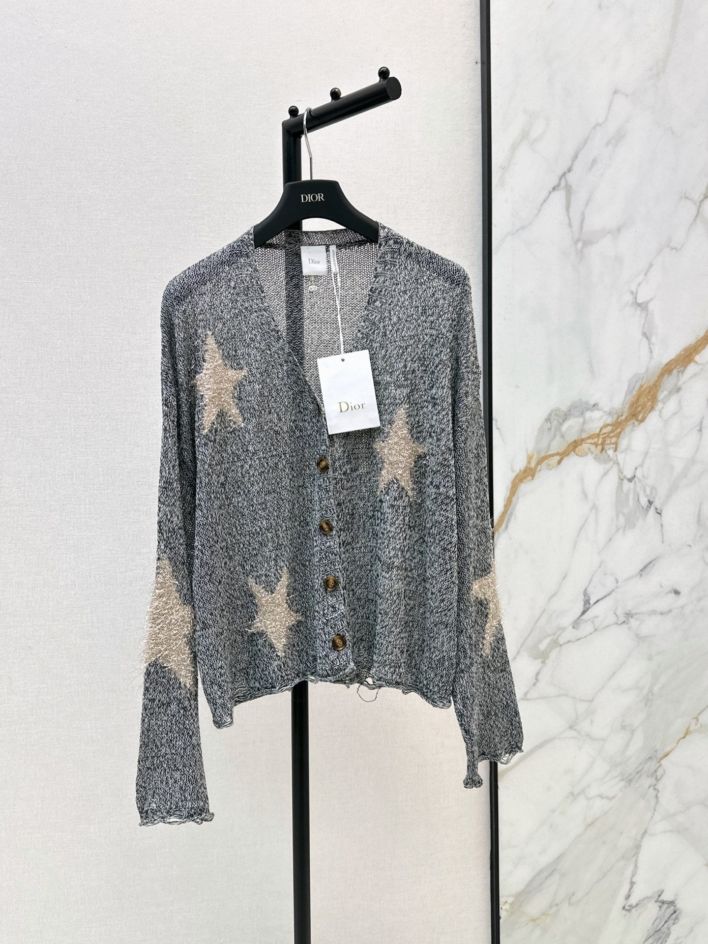 26FW New V-neck Cardigan with Jacquard Star Pattern 🤍