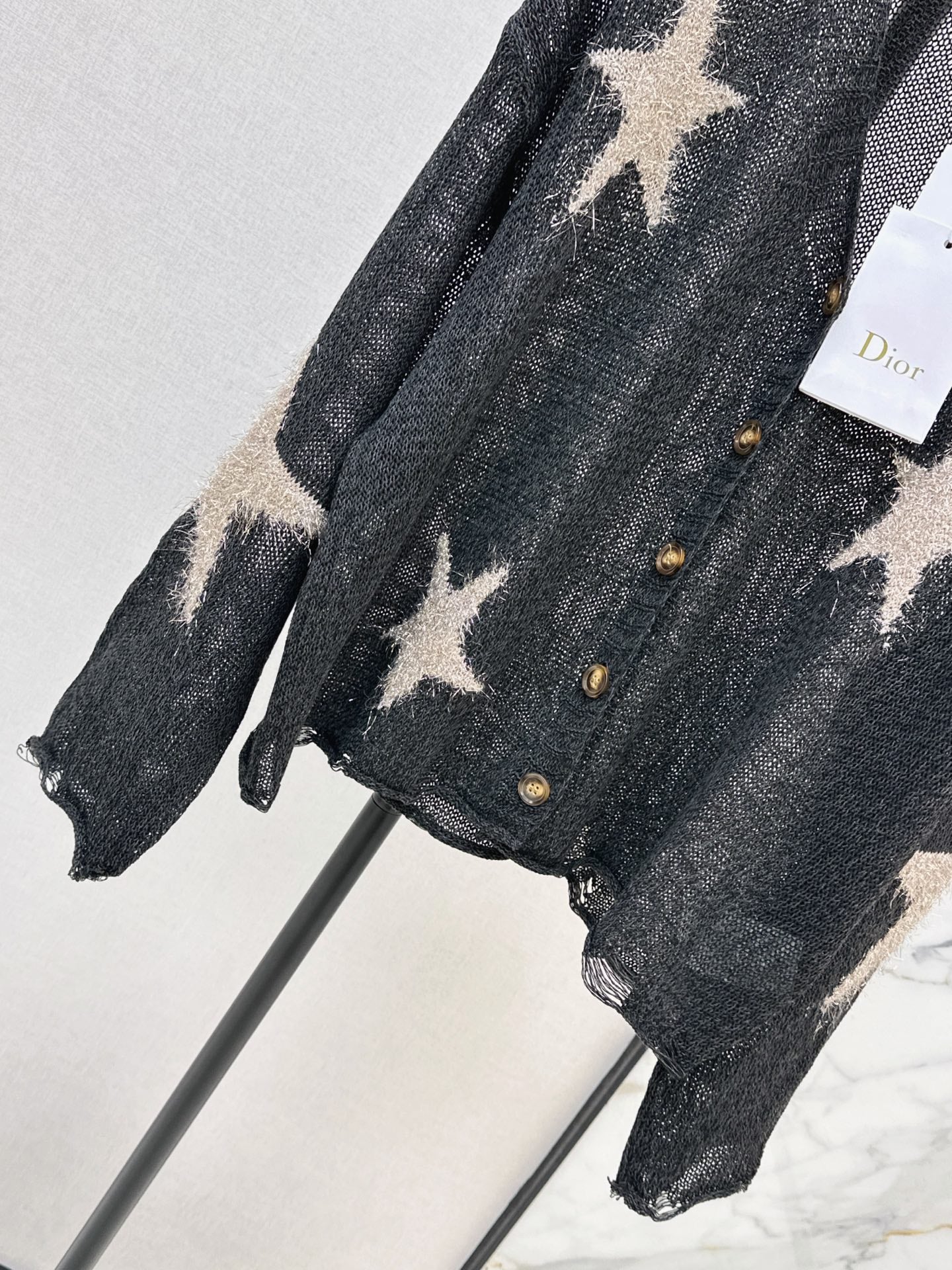 26FW New V-neck Cardigan with Jacquard Star Pattern 🤍