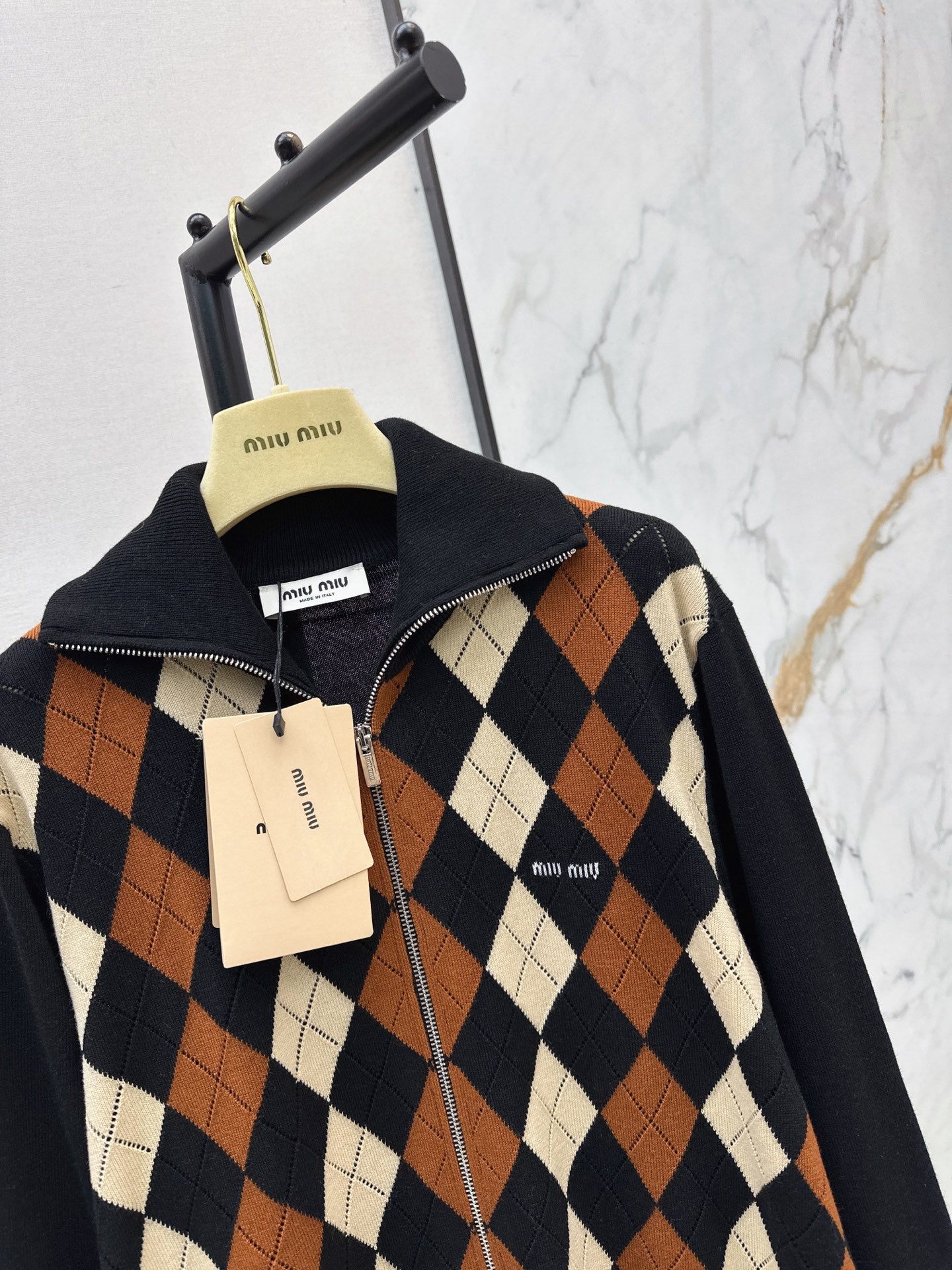 26FW New Quilted-Pattern Lapel Zip-Up Knit Cardigan 🤎