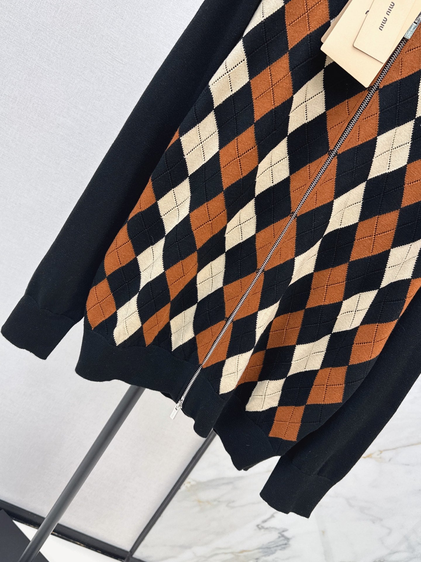 26FW New Quilted-Pattern Lapel Zip-Up Knit Cardigan 🤎