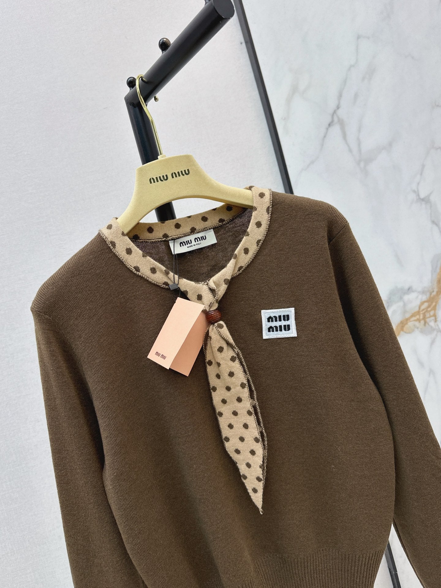 26FW New Bow-Tie V-Neck Cropped Knit Top 🩵