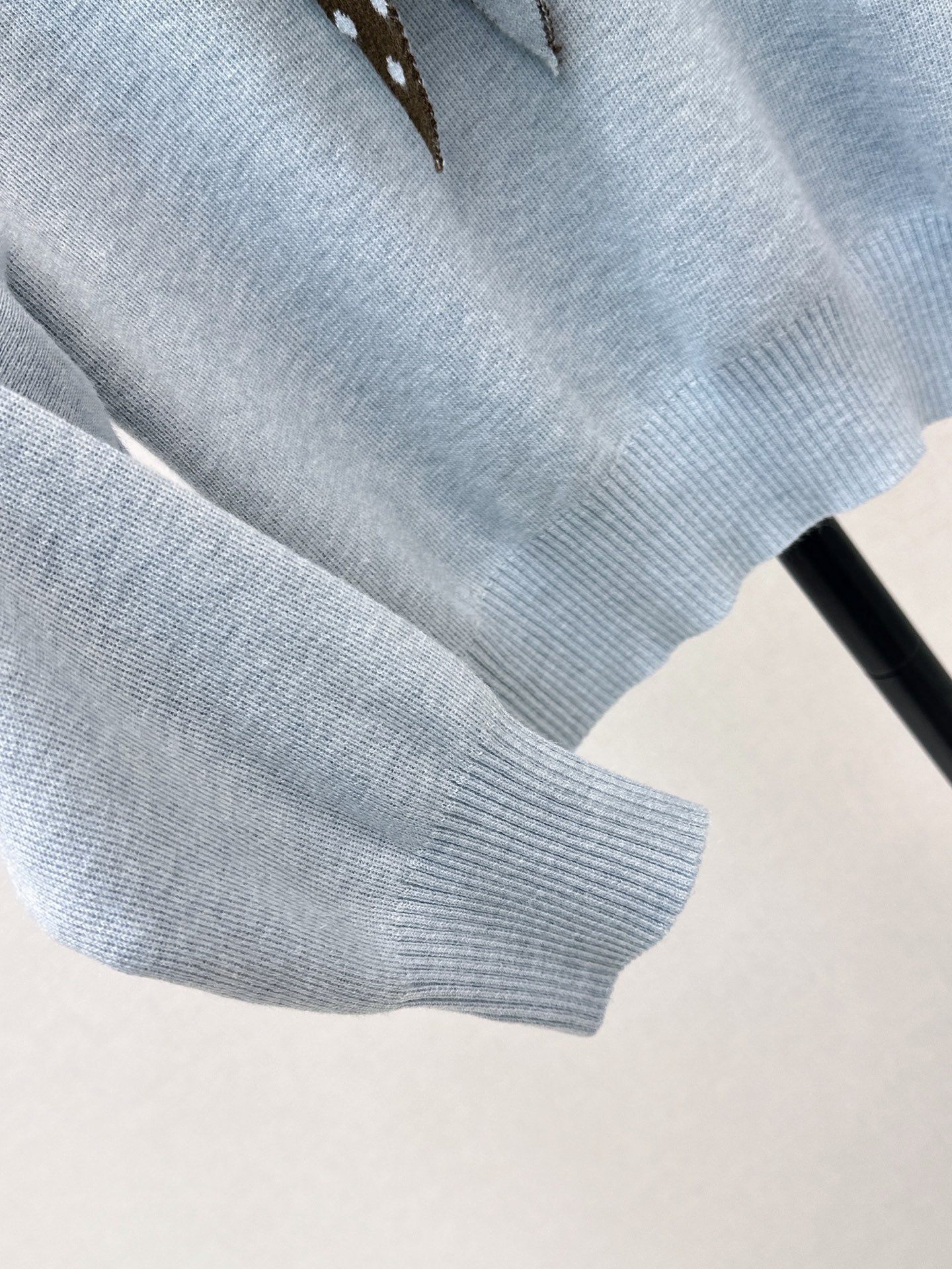26FW New Bow-Tie V-Neck Cropped Knit Top 🩵