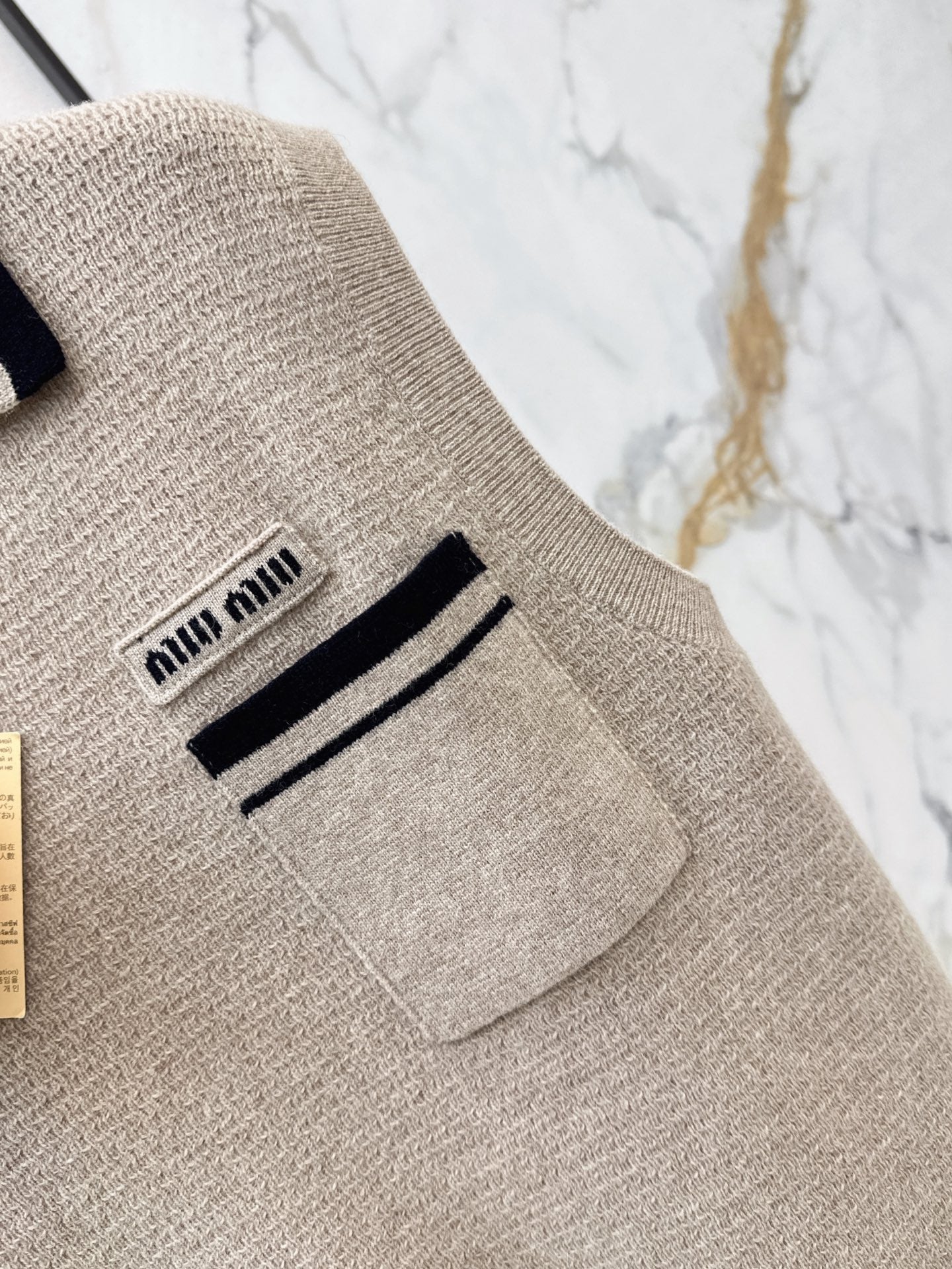 26FW New Embroidered Micro-Logo Cashmere Vest with Youthful Lapel 🩶