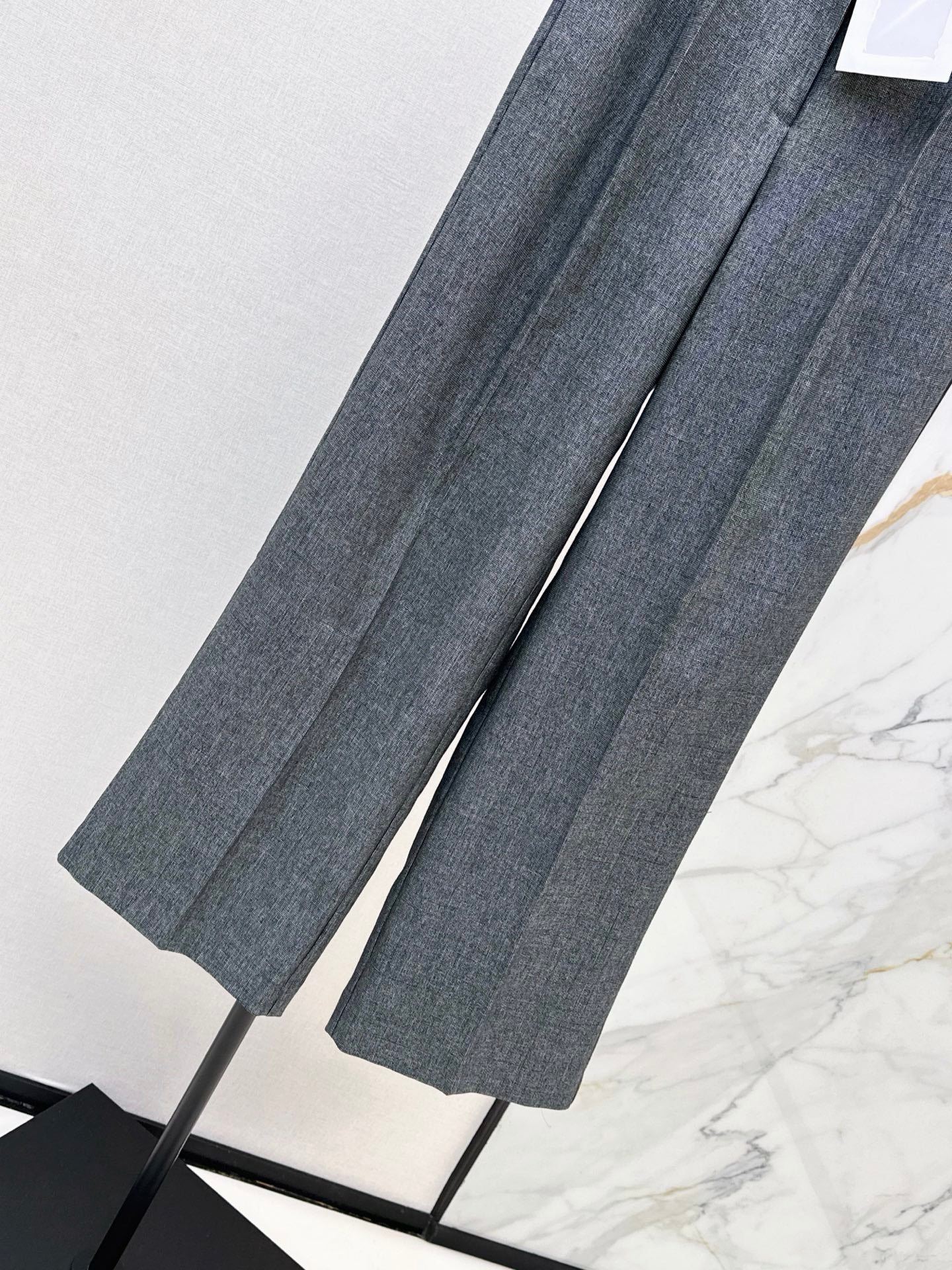 26FW New Grey Straight-Leg Trousers 🩶