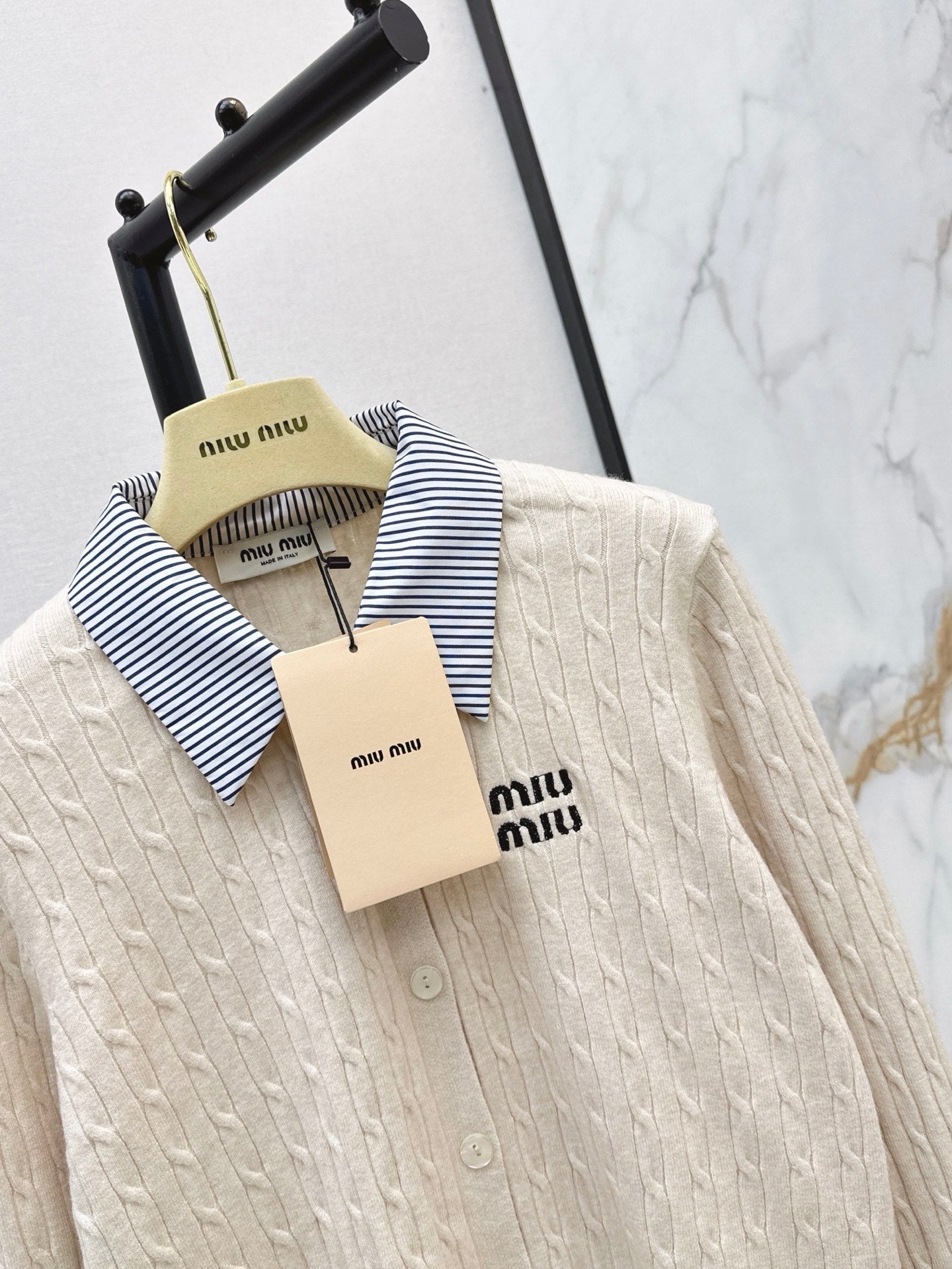 26FW New Color-Block Striped Collared Knit Cardigan 🖤