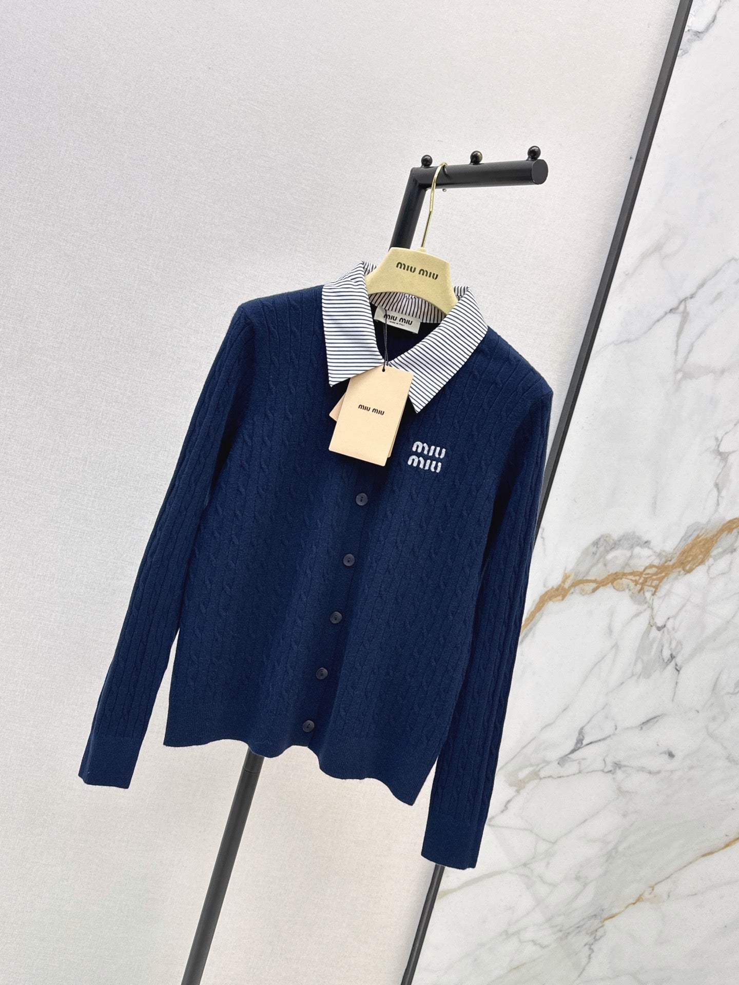 26FW New Color-Block Striped Collared Knit Cardigan 🖤