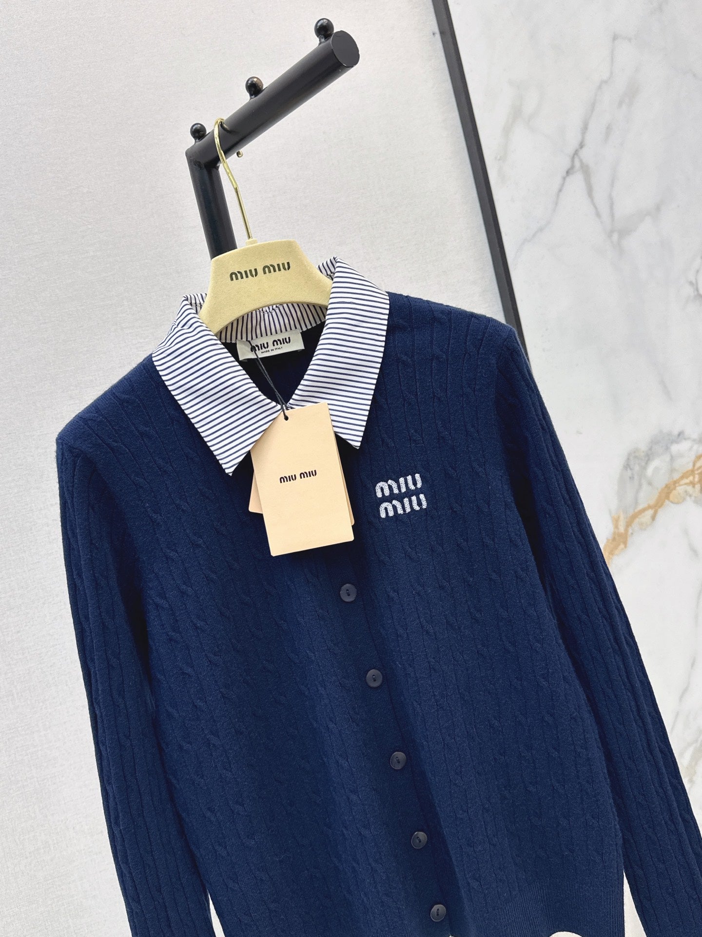 26FW New Color-Block Striped Collared Knit Cardigan 🖤
