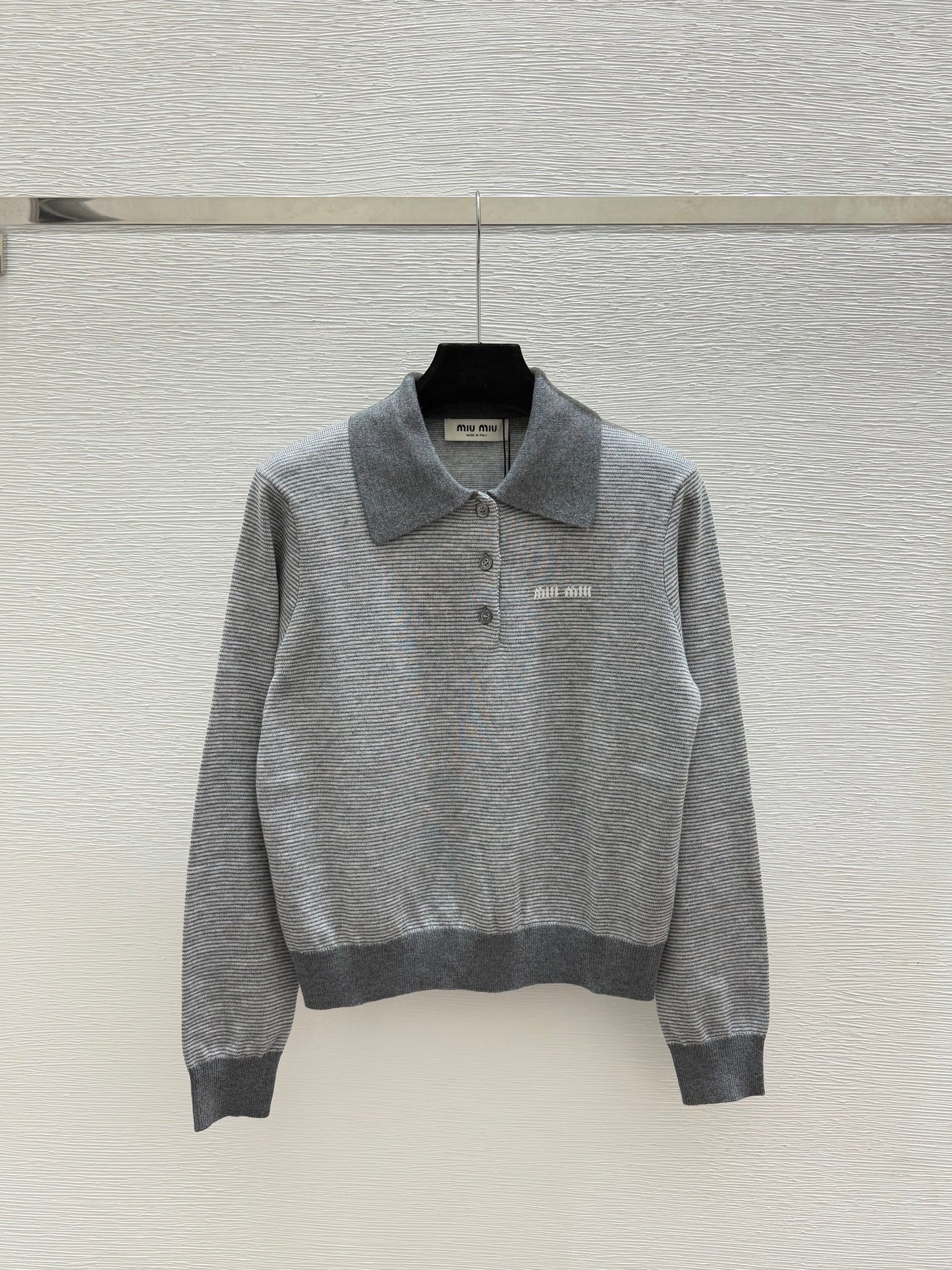 26FW New Color-Block Striped Long-Sleeve Sweater with Collar