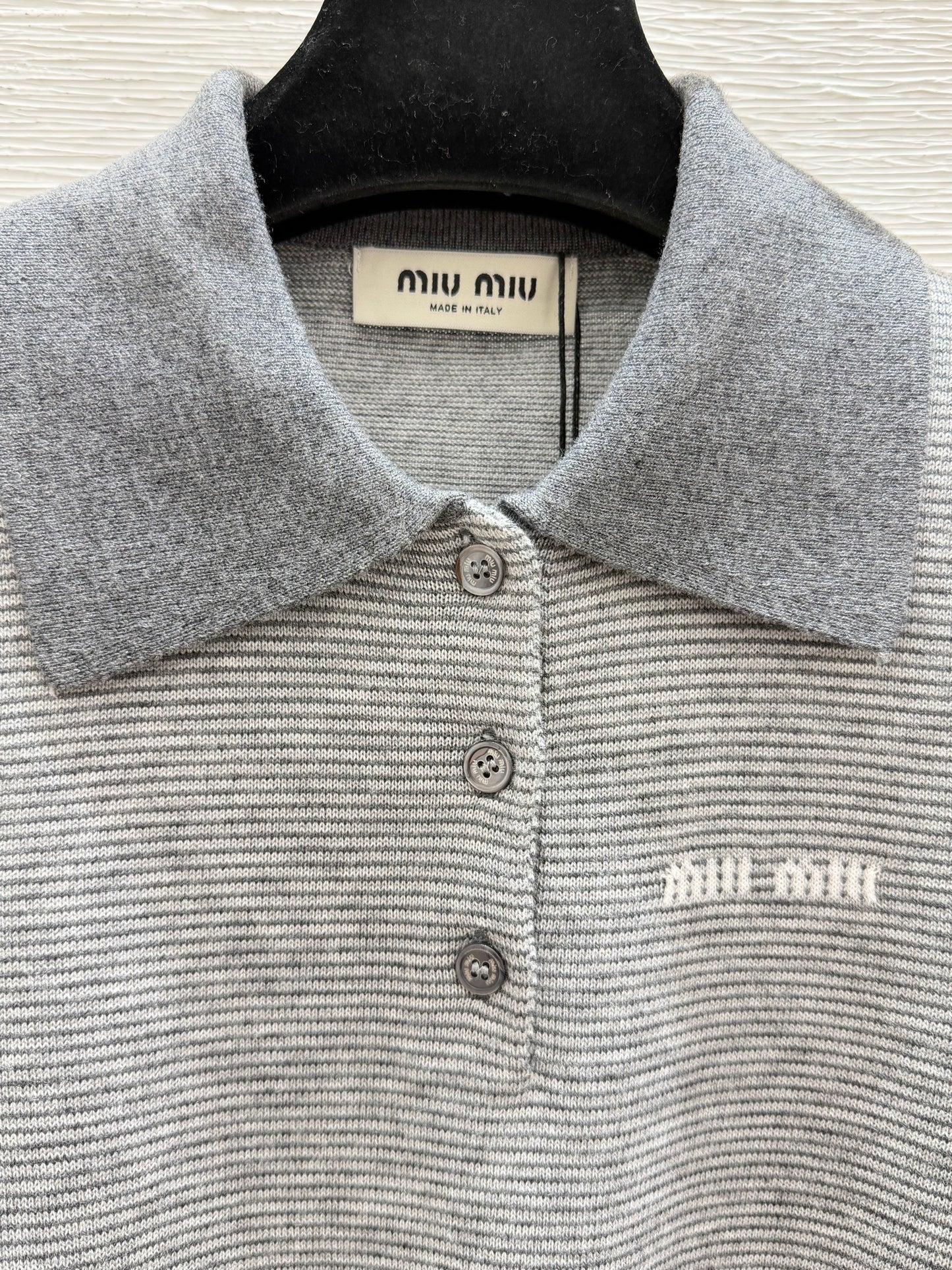 26FW New Color-Block Striped Long-Sleeve Sweater with Collar