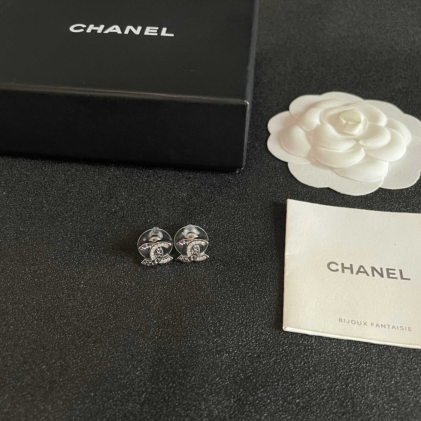 26FW New Double-C Logo Stud Earrings