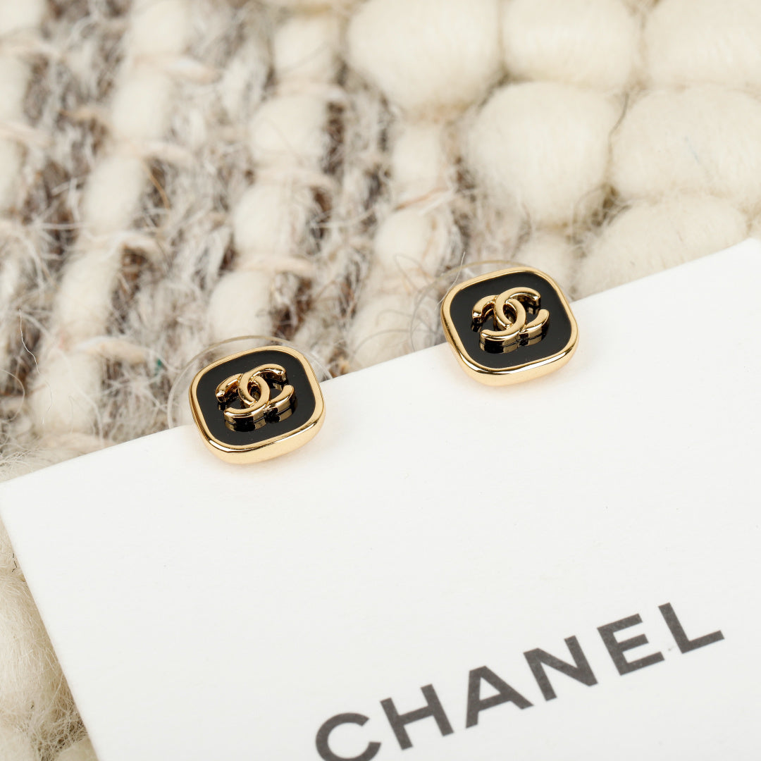 🔥HOT🔥26FW New Square Double-C Stud Earrings