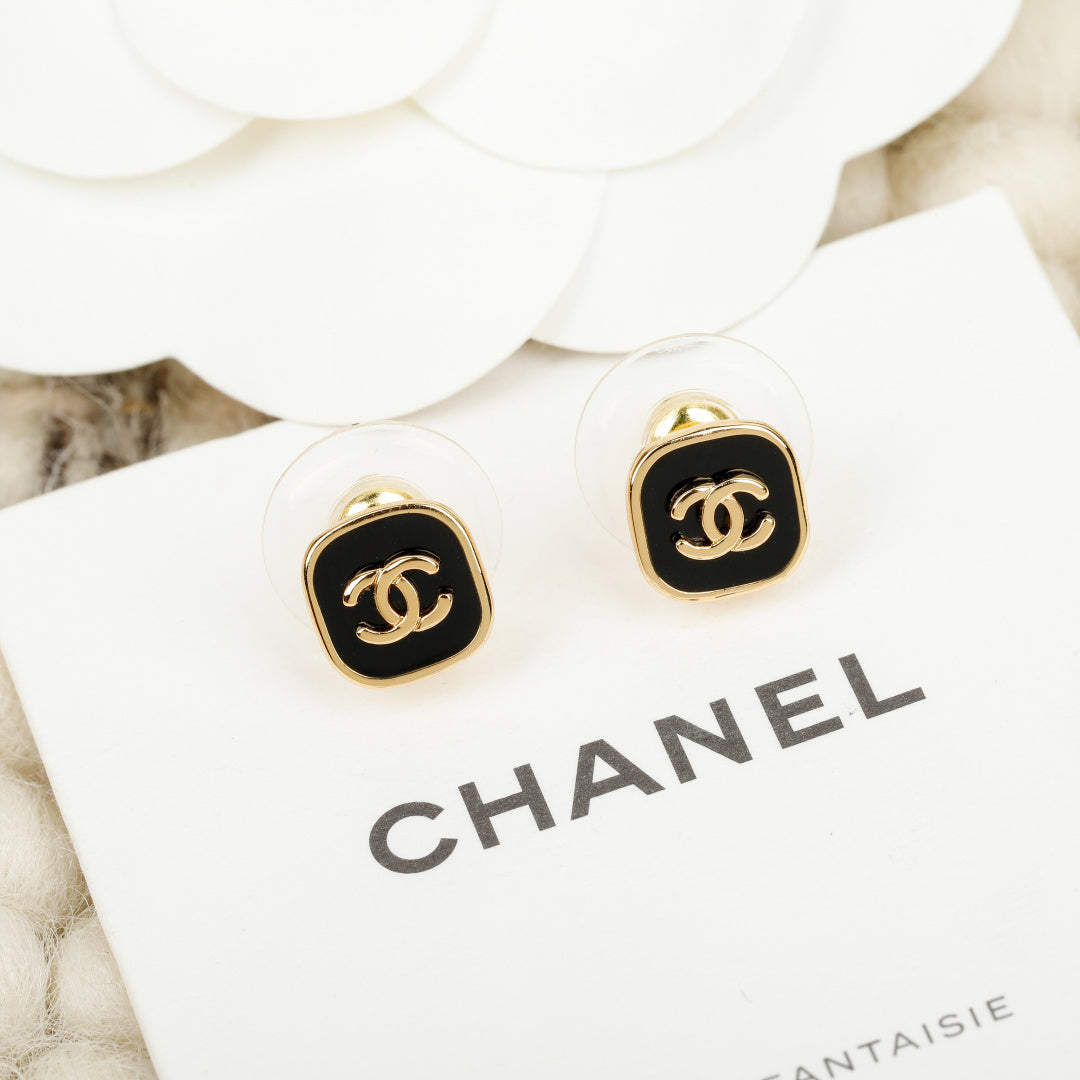 🔥HOT🔥26FW New Square Double-C Stud Earrings