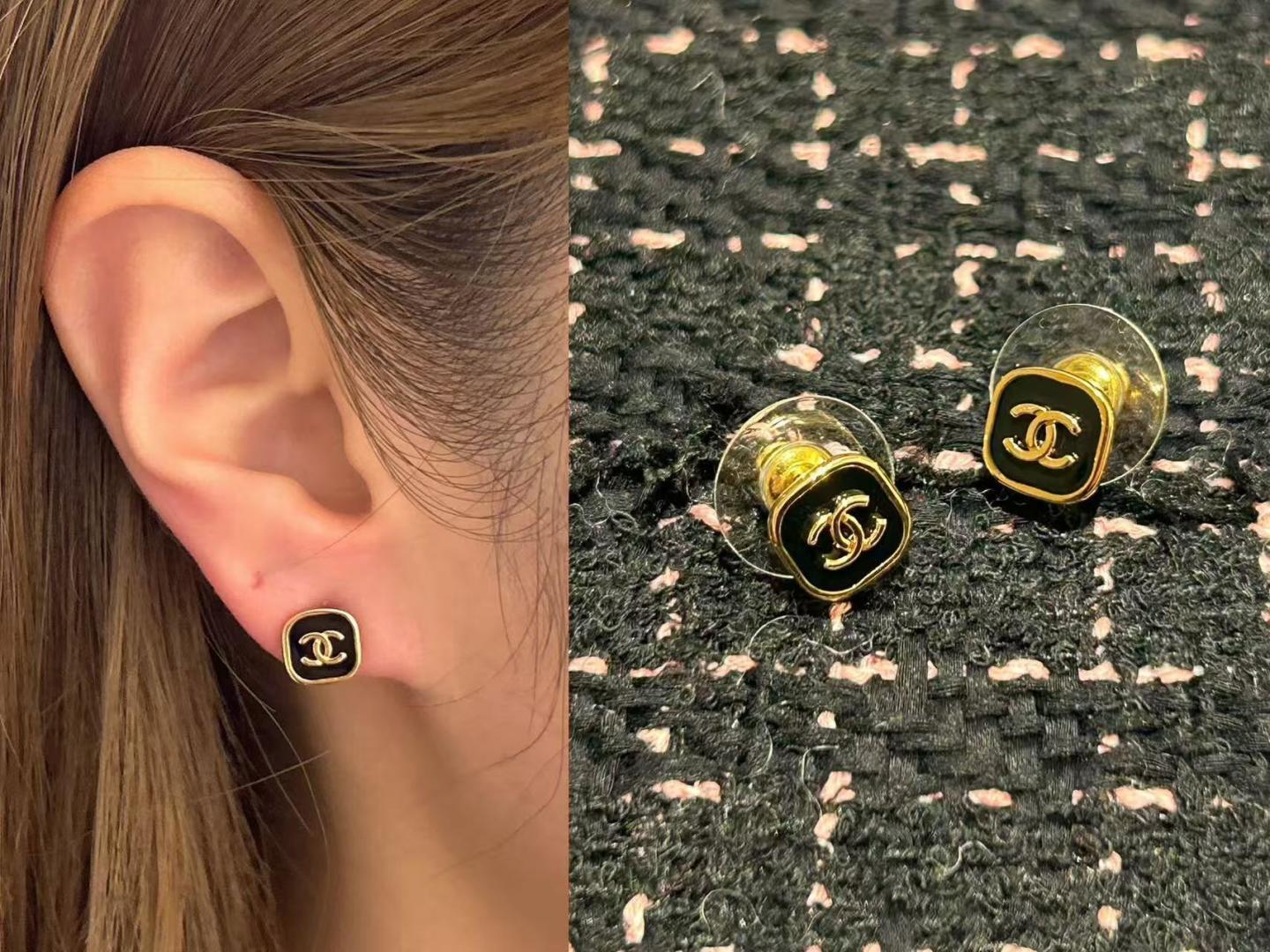 🔥HOT🔥26FW New Square Double-C Stud Earrings