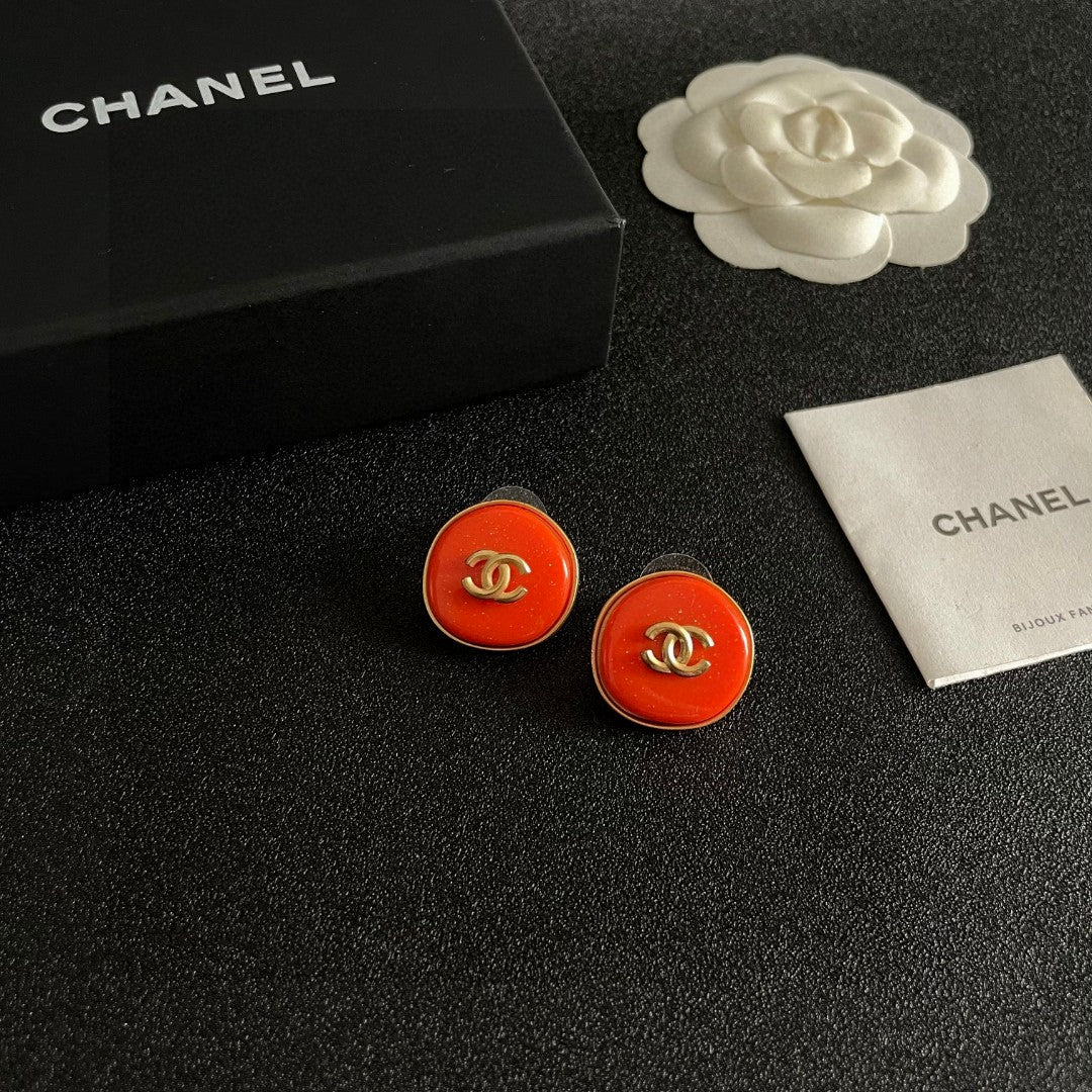 26FW New Classic Double-C Stud Earrings ✨