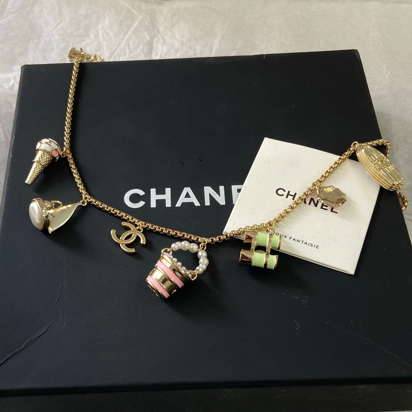 26FW New Multicolored Enamel Double-C Necklace