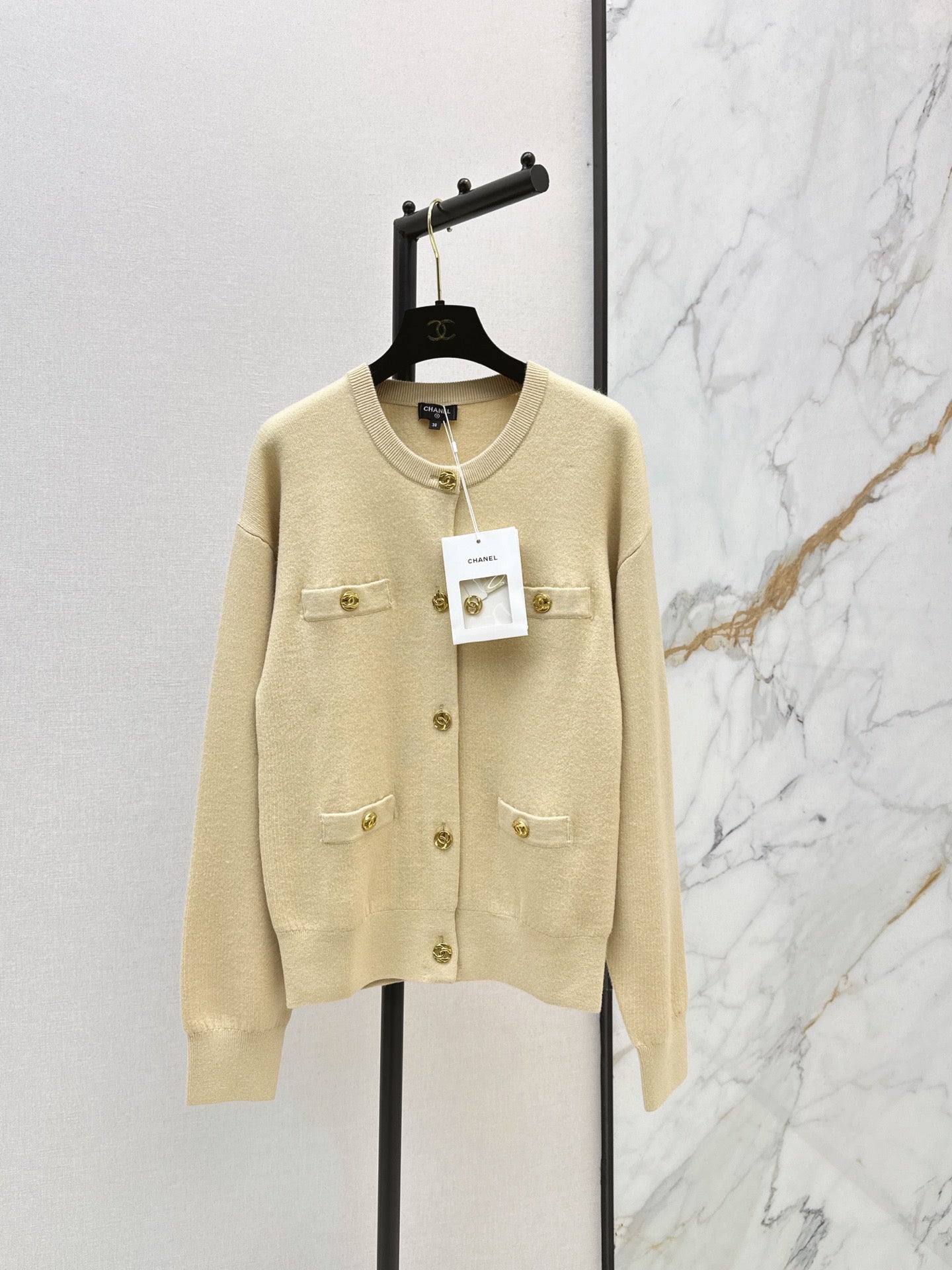 26FW New Knit Cardigan with Four-Pocket Detail 🖤