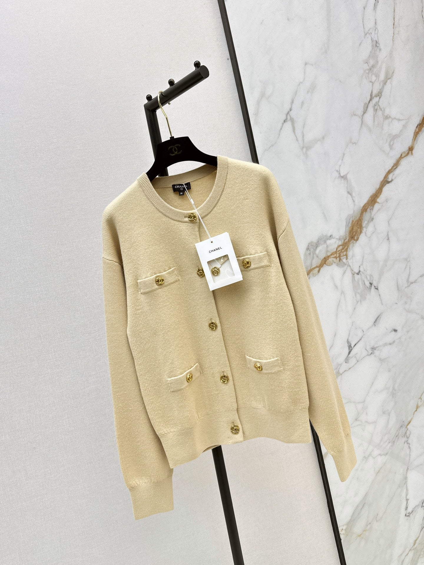 26FW New Knit Cardigan with Four-Pocket Detail 🖤