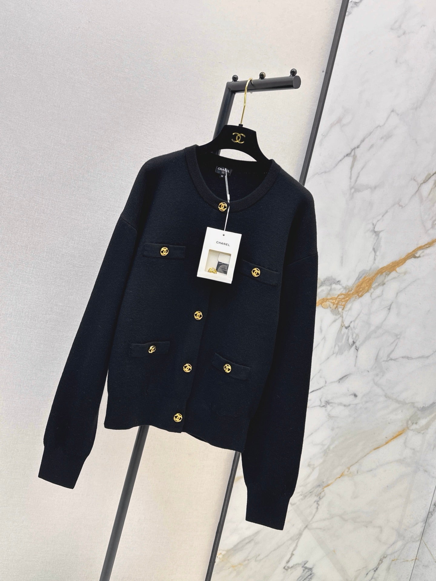 26FW New Knit Cardigan with Four-Pocket Detail 🖤