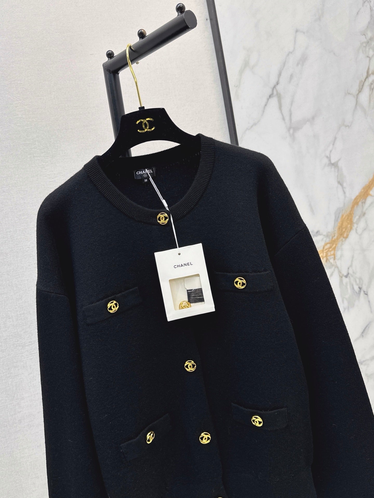 26FW New Knit Cardigan with Four-Pocket Detail 🖤
