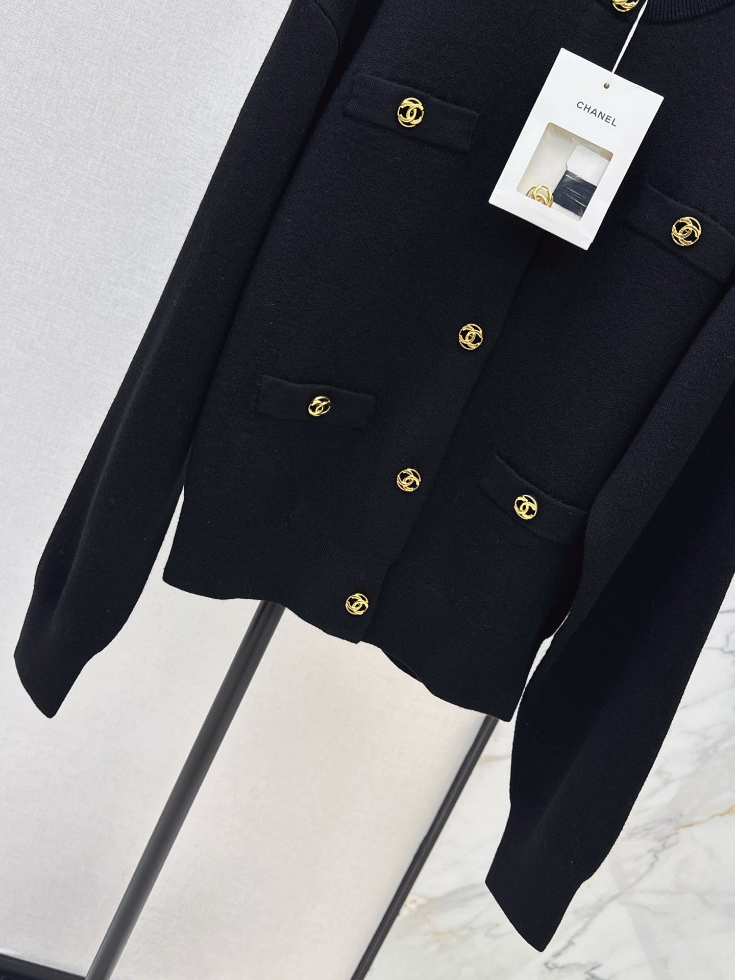 26FW New Knit Cardigan with Four-Pocket Detail 🖤