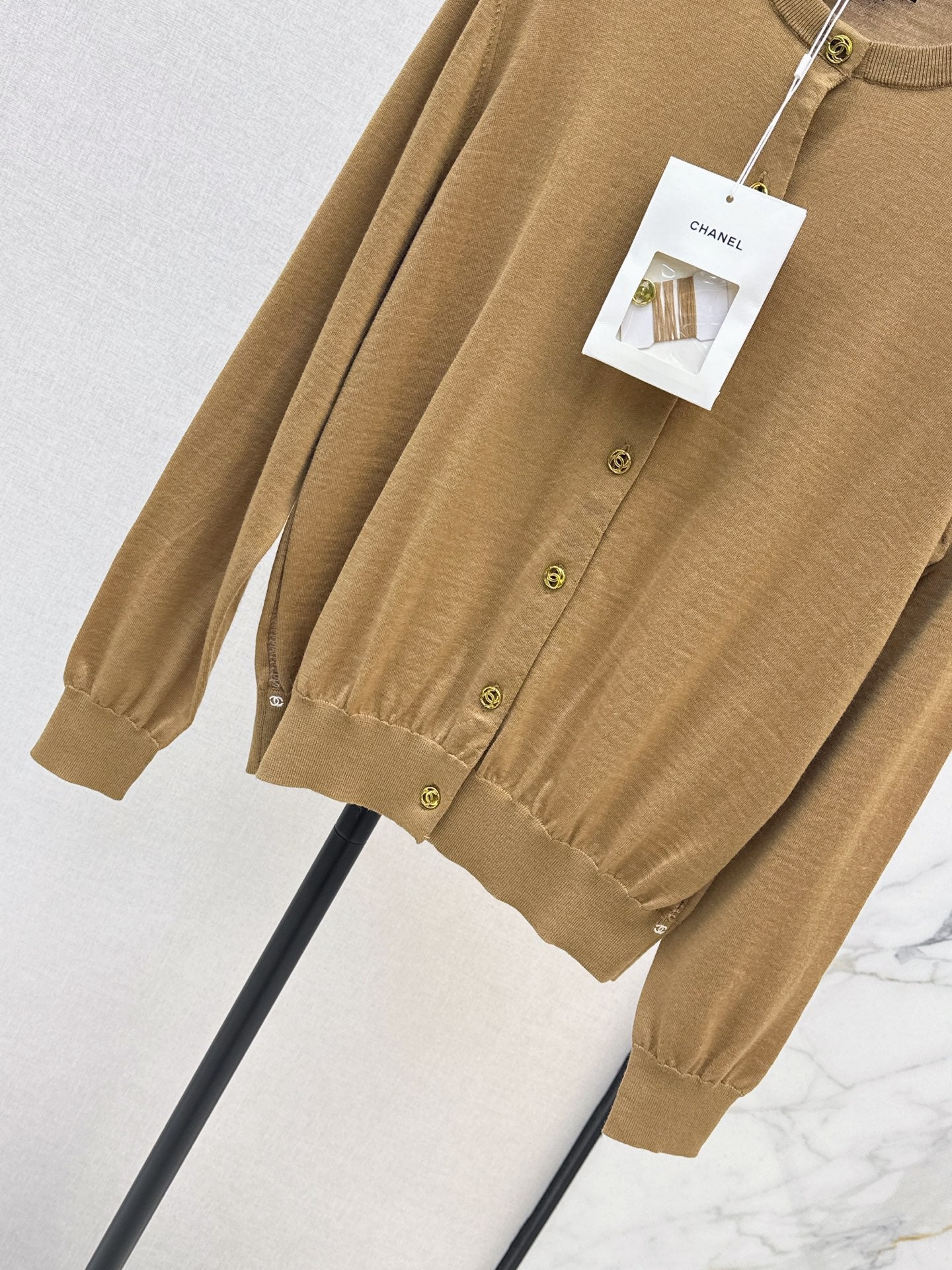 26FW New Cashmere Knit Cardigan 🖤