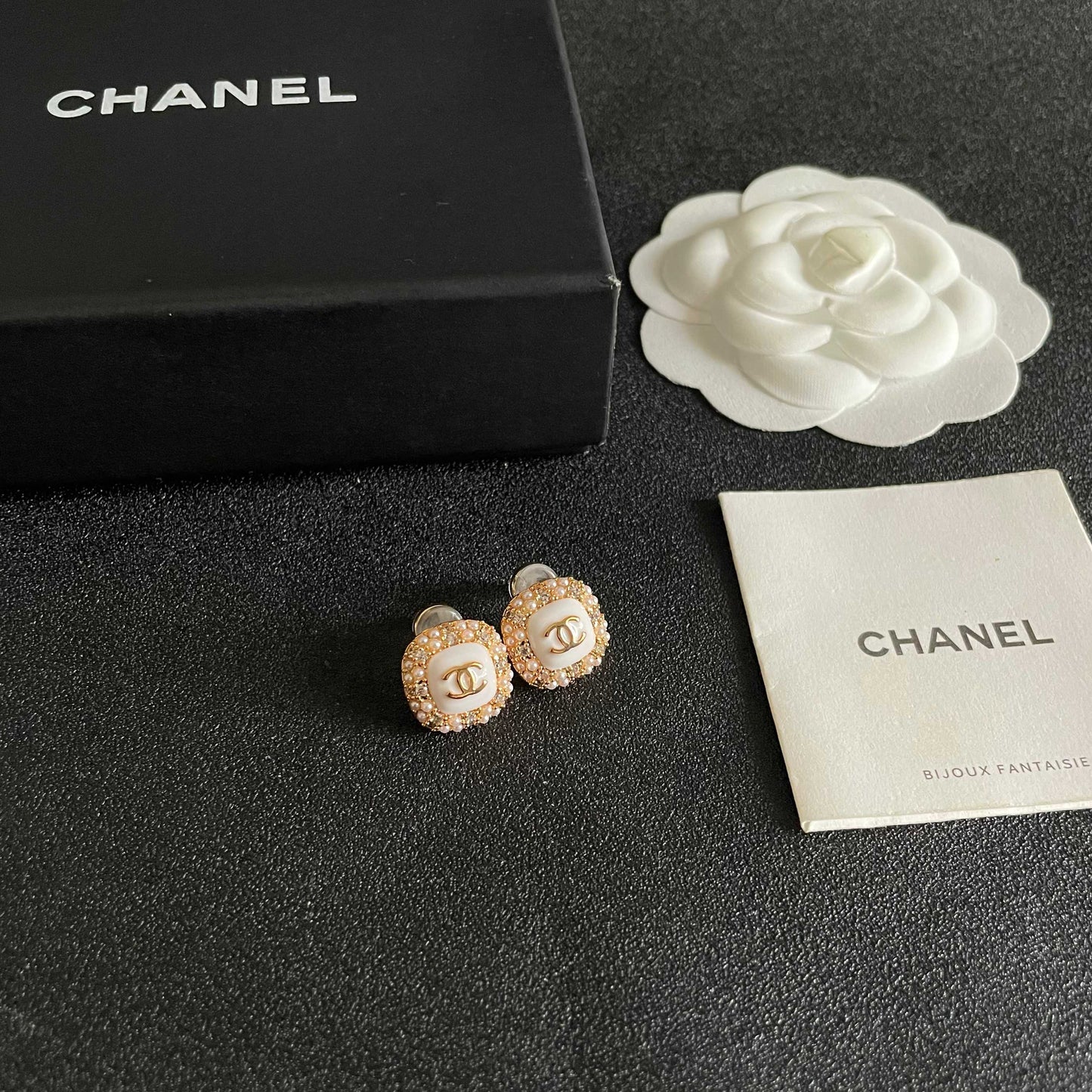 26FW New Double-C Stud Earrings