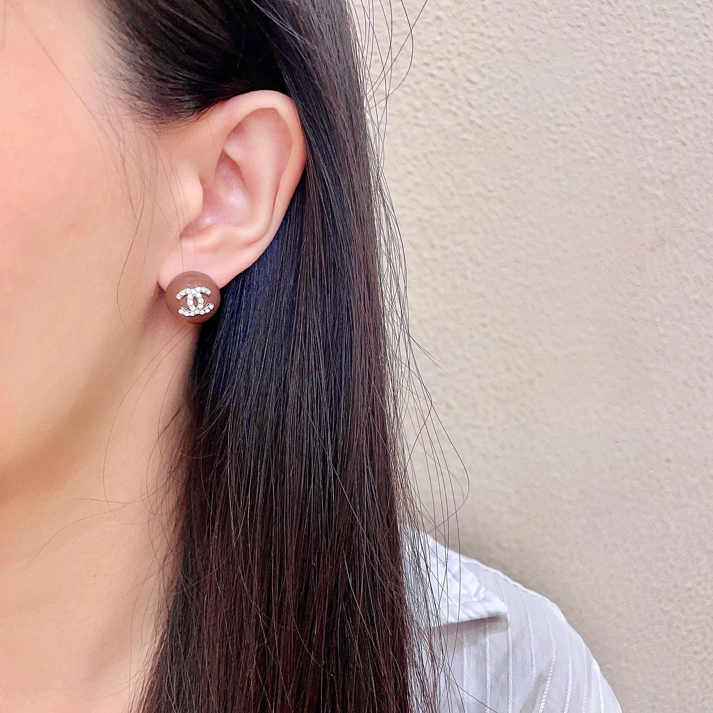 26FW New Double-C Chocolate-Colored Stud Earrings