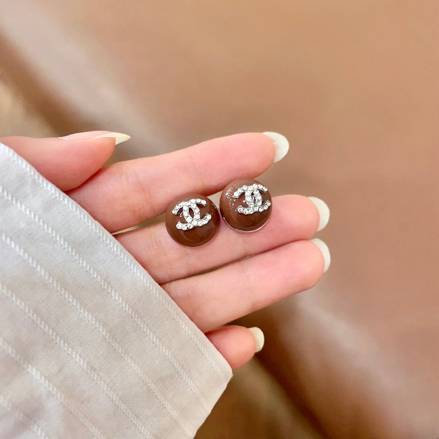 26FW New Double-C Chocolate-Colored Stud Earrings