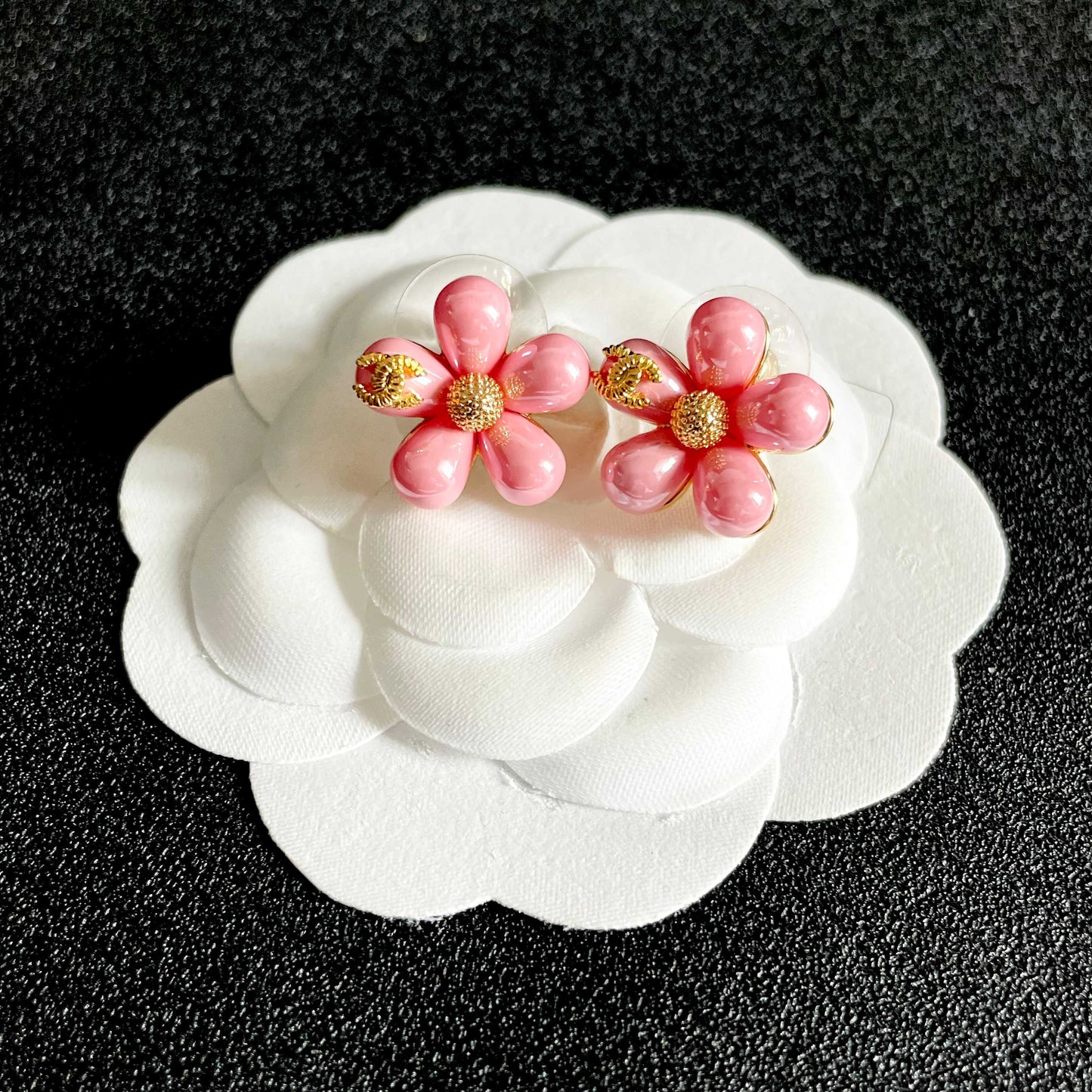 26FW New Double-C Floral Stud Earrings