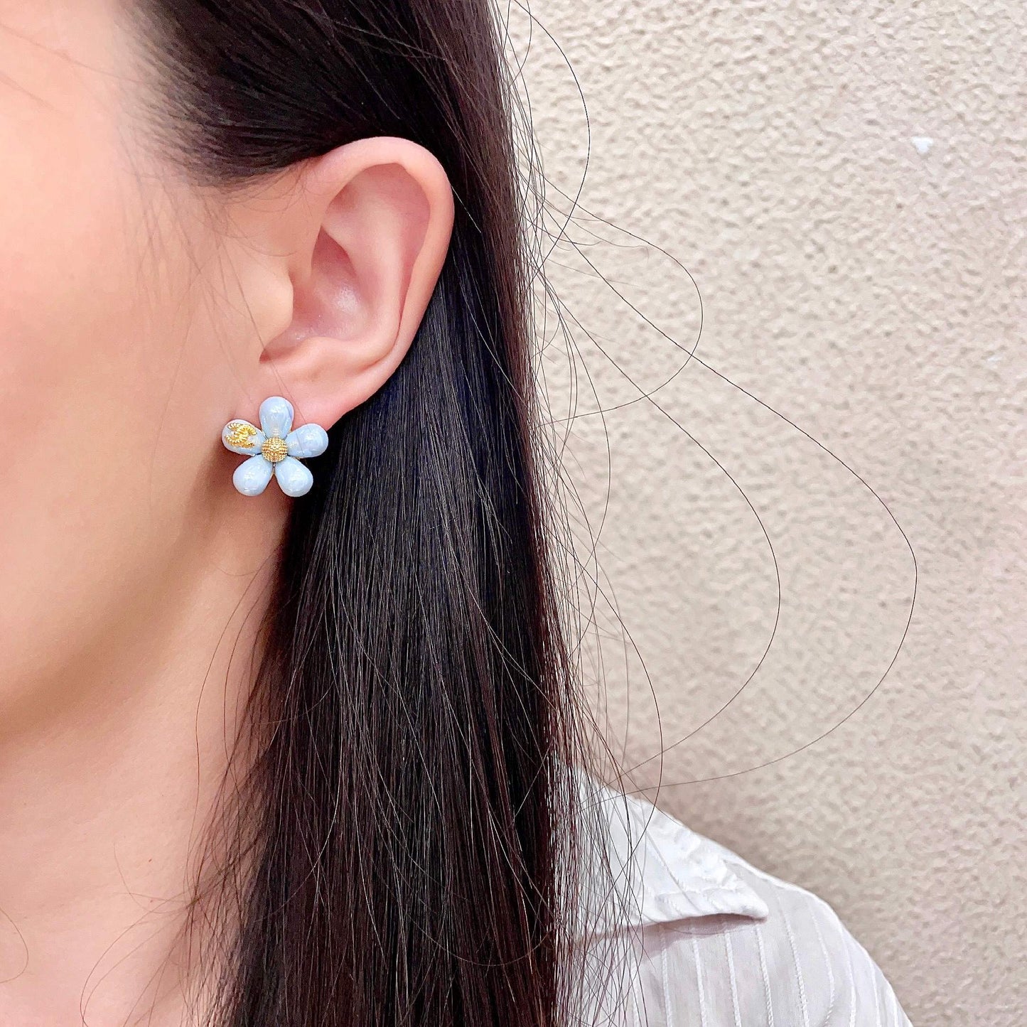 26FW New Double-C Floral Stud Earrings