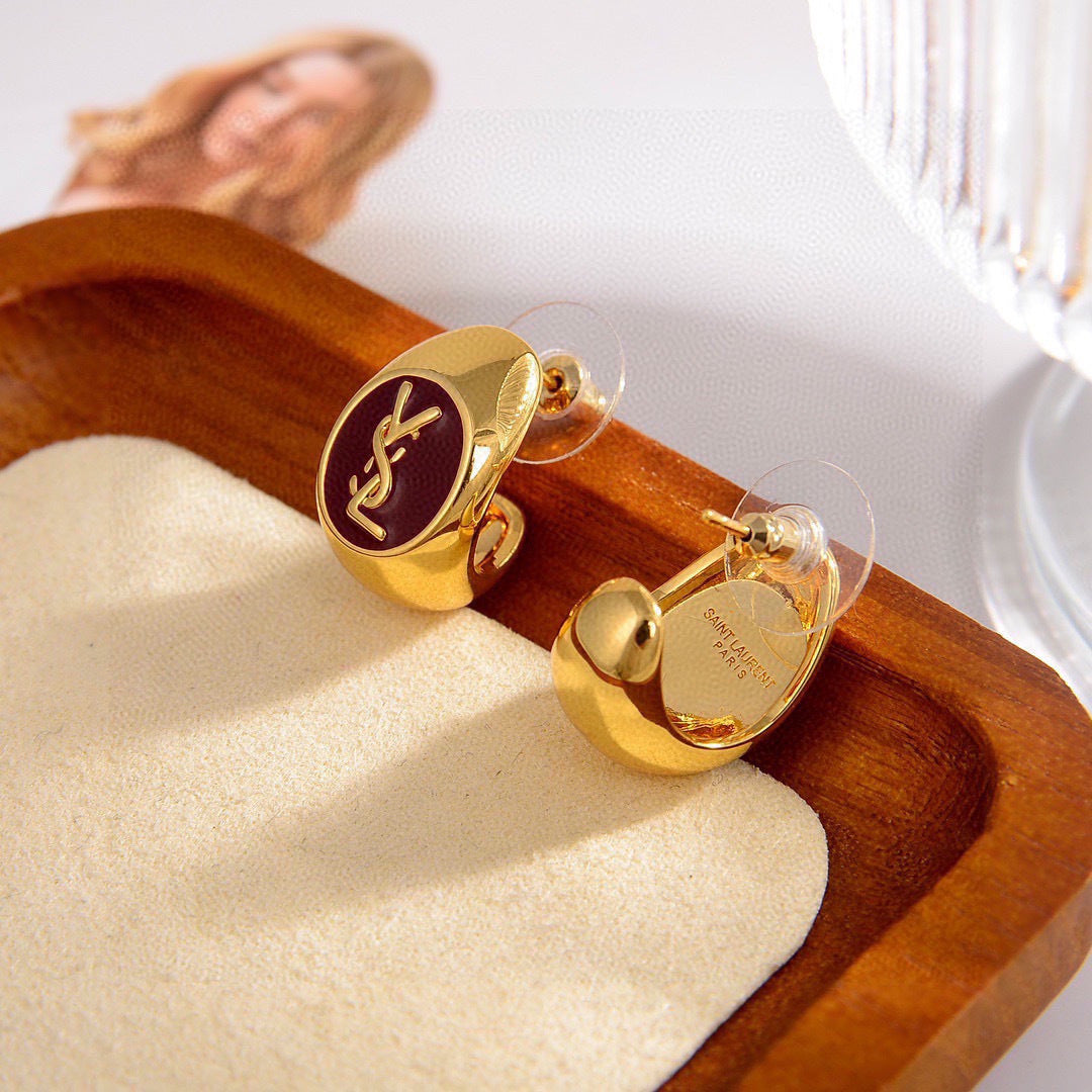 26FW New Letter Stud Earrings