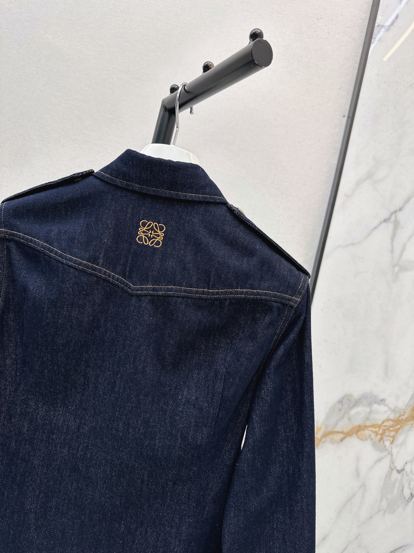 26FW New Slim-Fit Lapel Denim Shirt Jacket 🖤