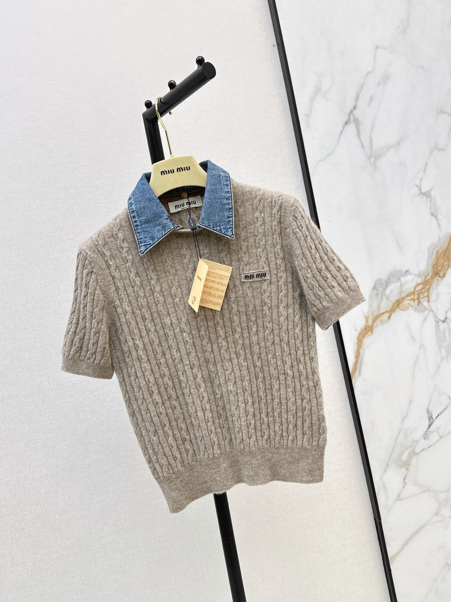 26FW New Short-Sleeve Cable-Knit Top with Faux-Layered Design 🤎