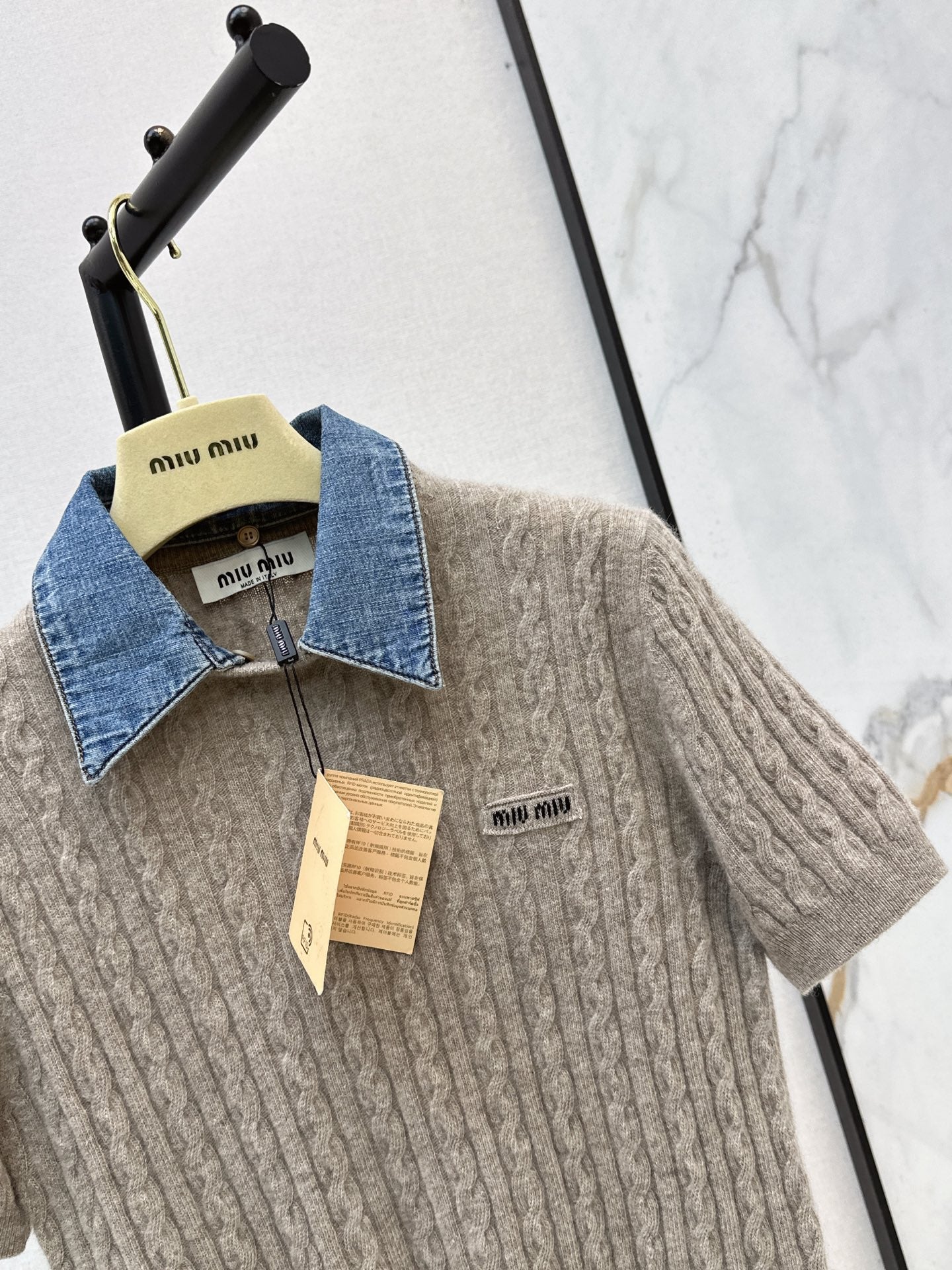 26FW New Short-Sleeve Cable-Knit Top with Faux-Layered Design 🤎