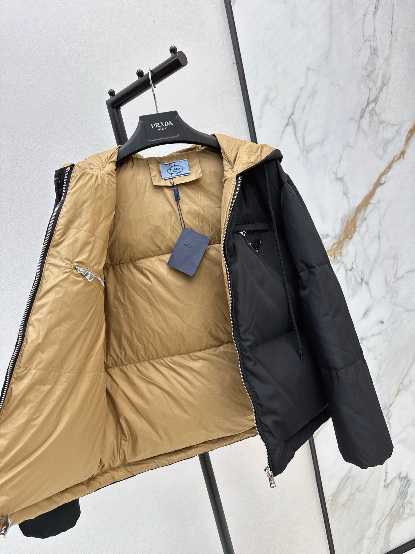 26FW New Hooded Down Jacket with Triangle Logo Detail 🤎