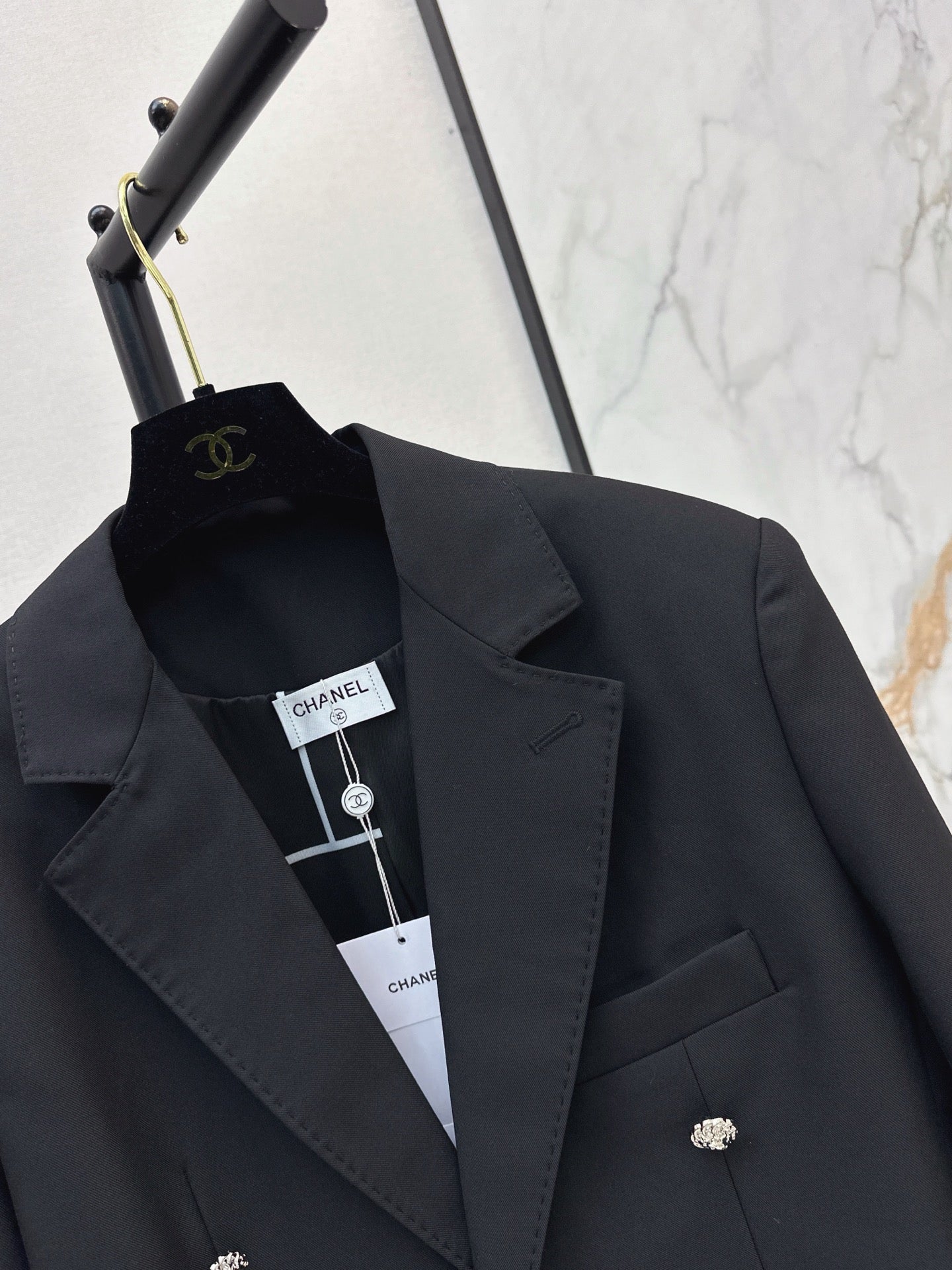 26FW New Runway Style: Versatile Cropped Jacket 🖤
