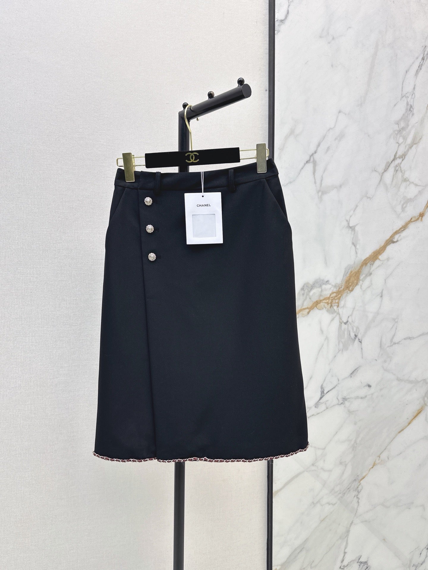 26FW New Runway Collection: Versatile Skirt 🖤