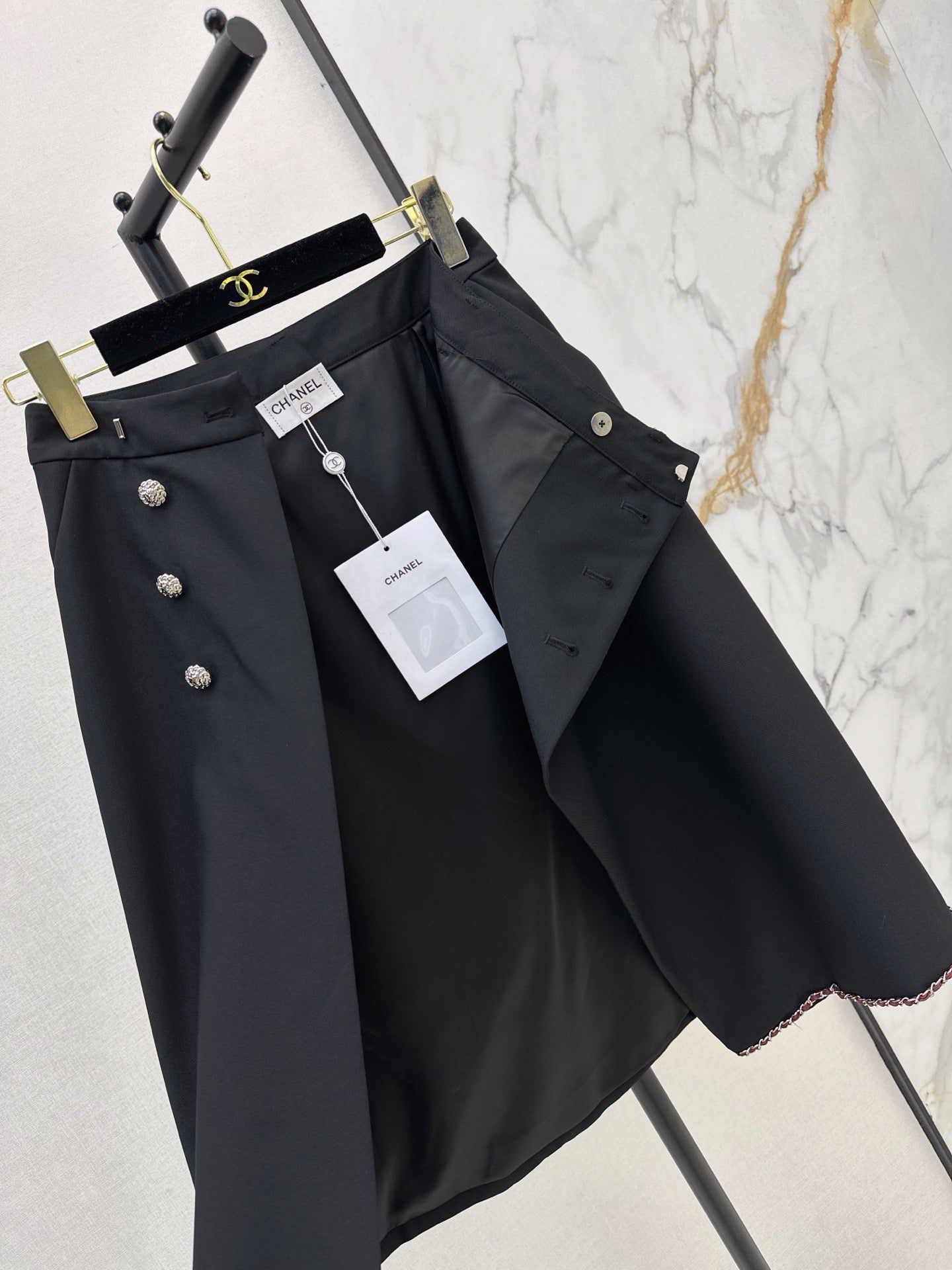 26FW New Runway Collection: Versatile Skirt 🖤