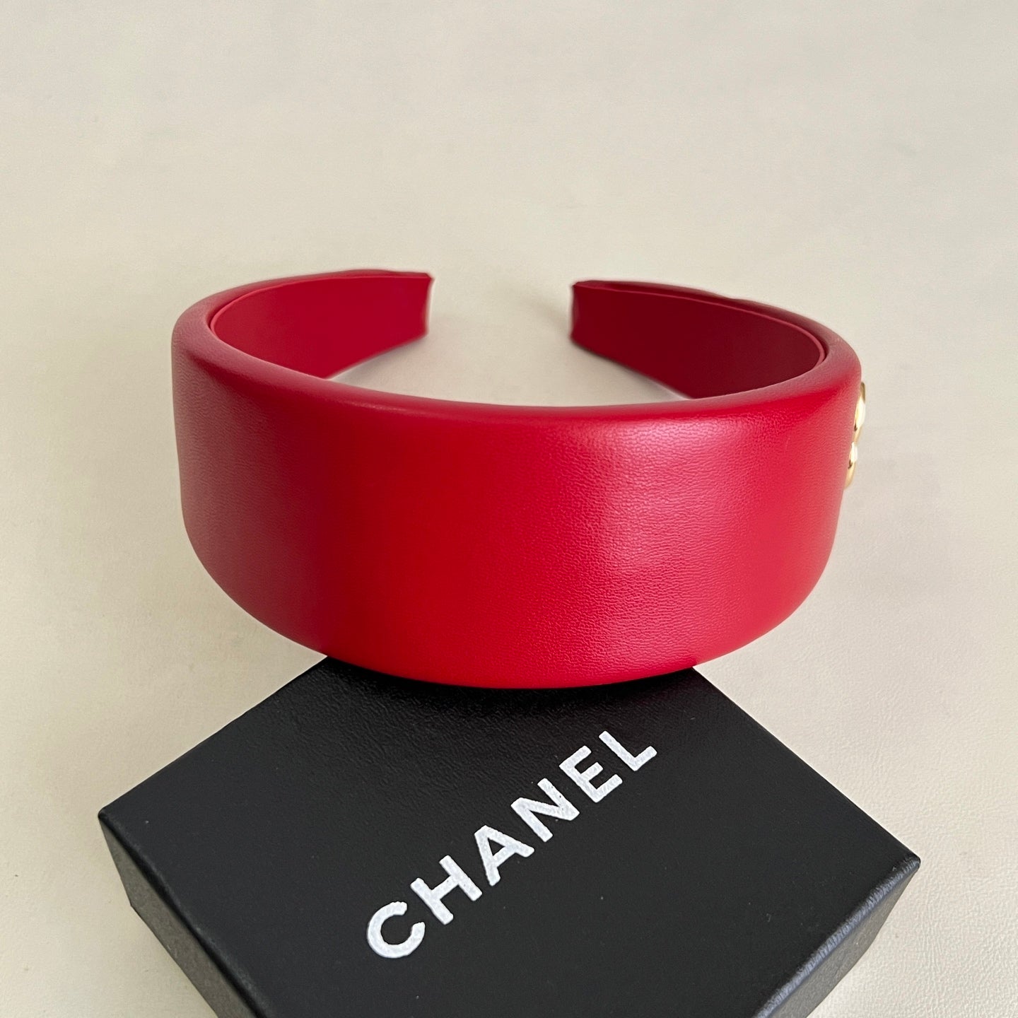 26FW New Wide Gold Double-C Headband