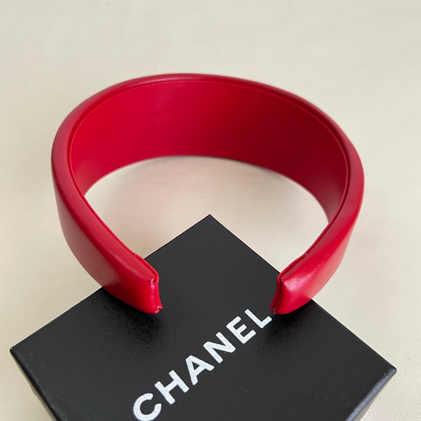 26FW New Wide Gold Double-C Headband