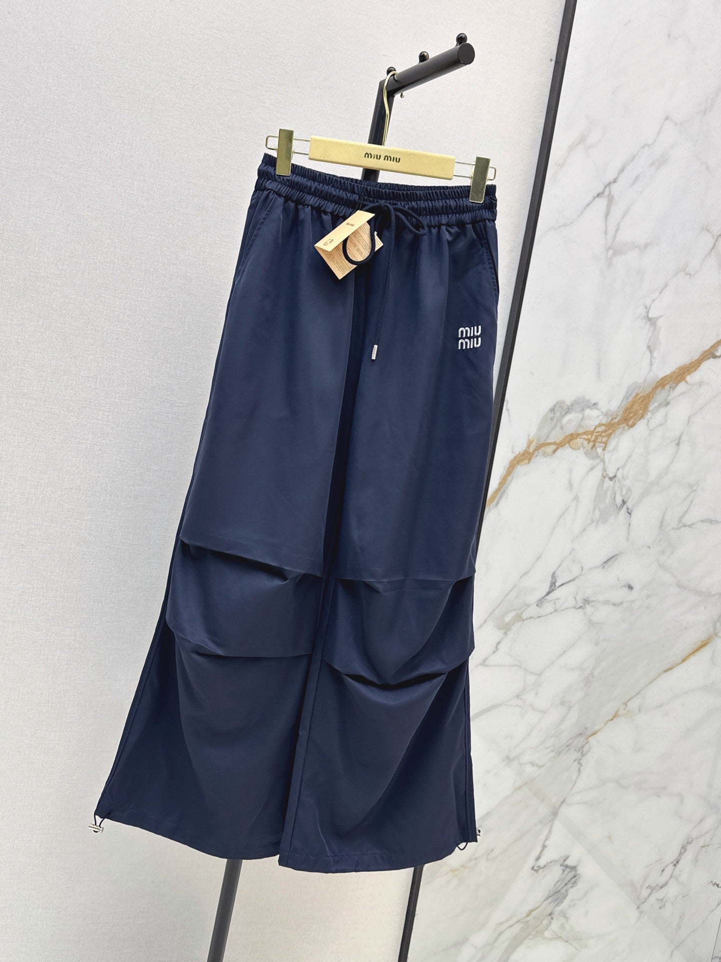 26FW New Letter-Embroidered Straight-Leg Pants with Elastic Waist 🖤