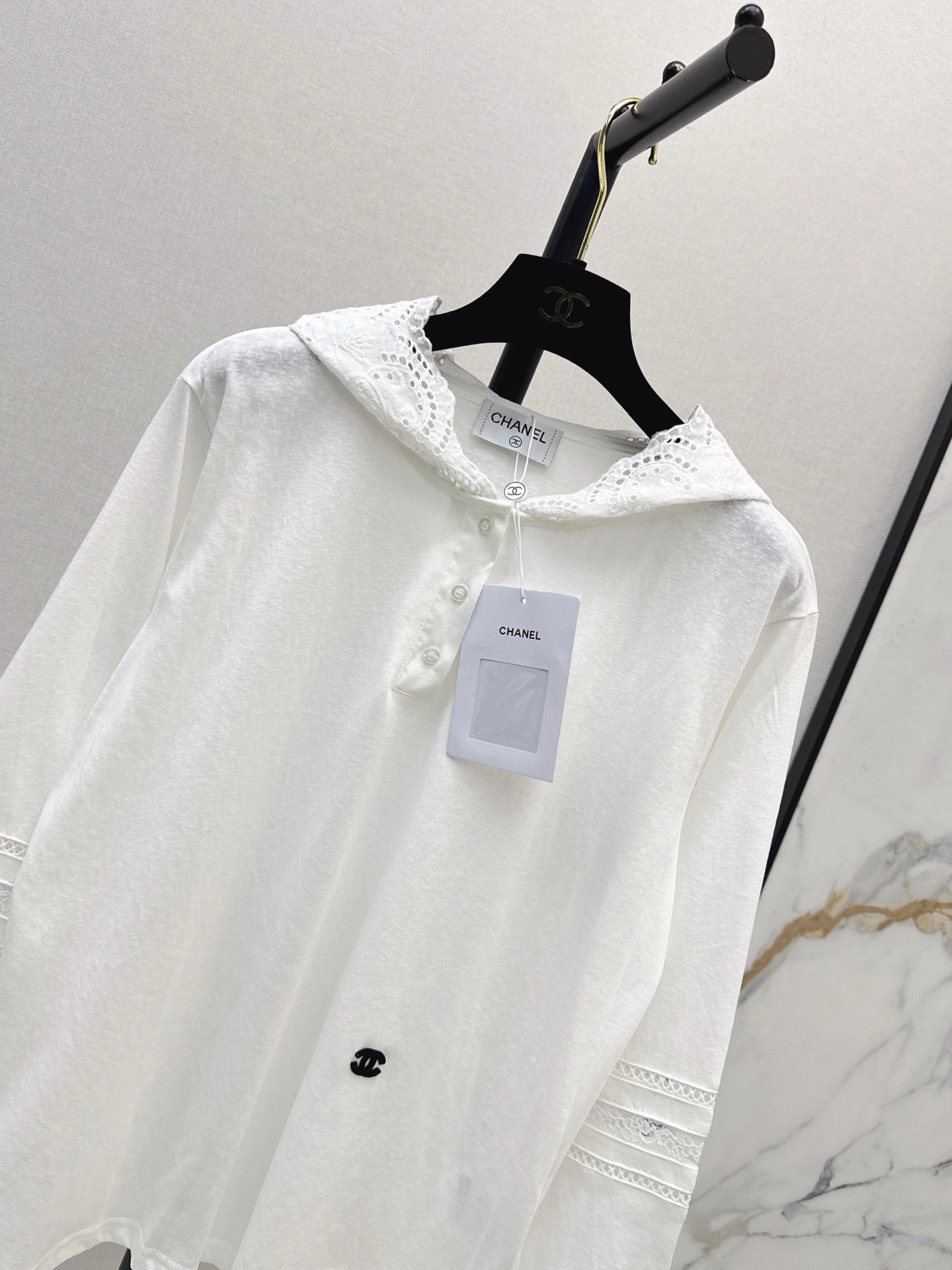 26FW New Basic Hooded Top with Lace Paneling 🤍