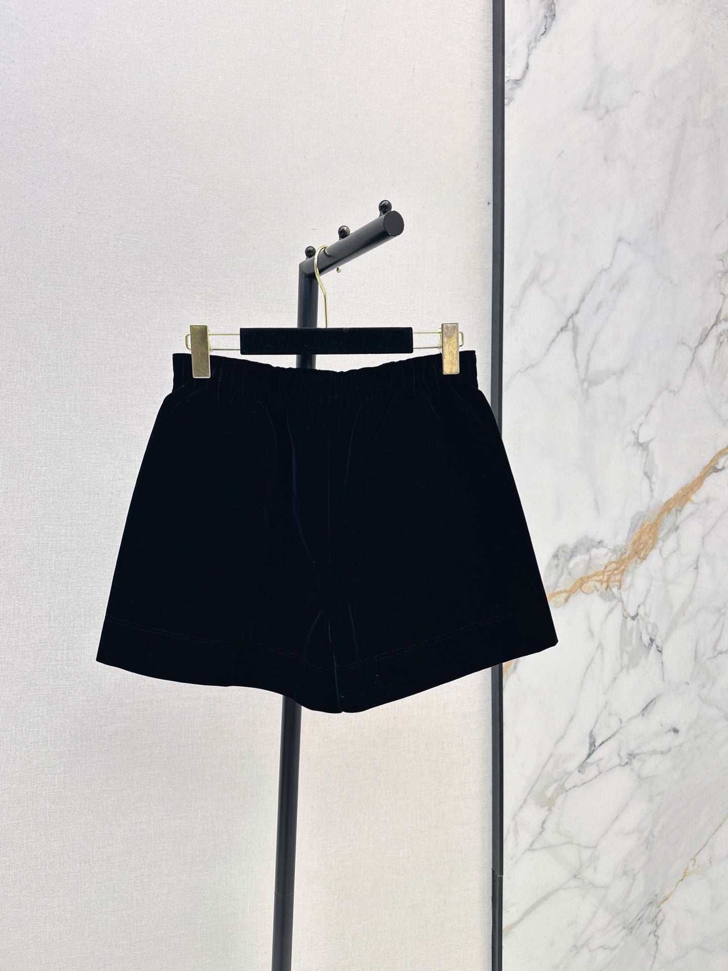 26FW New Versatile Velvet Shorts 🖤