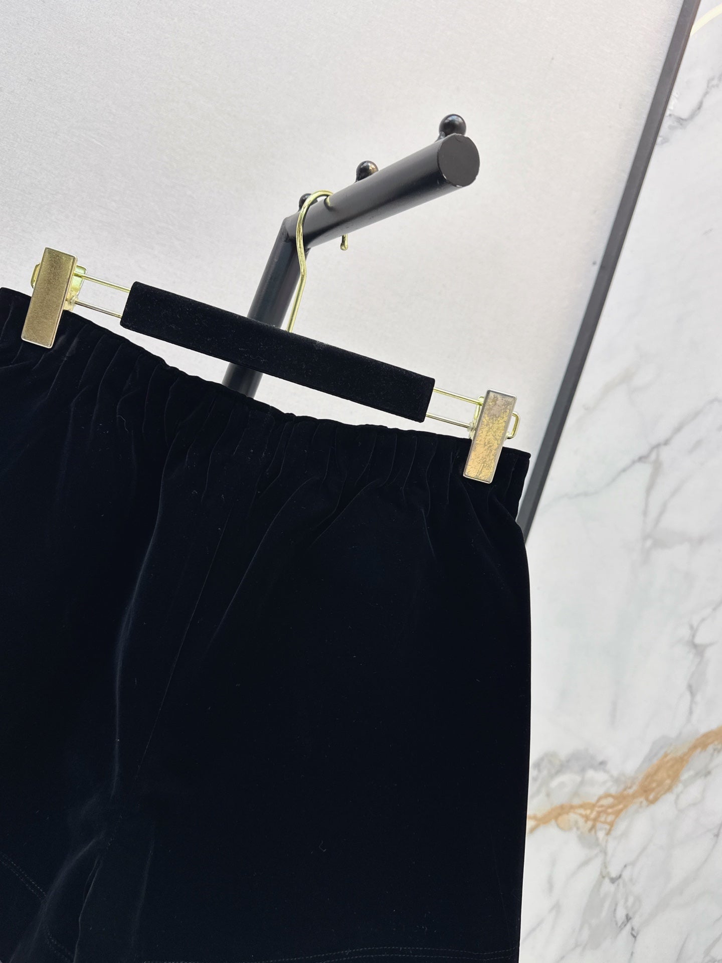 26FW New Versatile Velvet Shorts 🖤