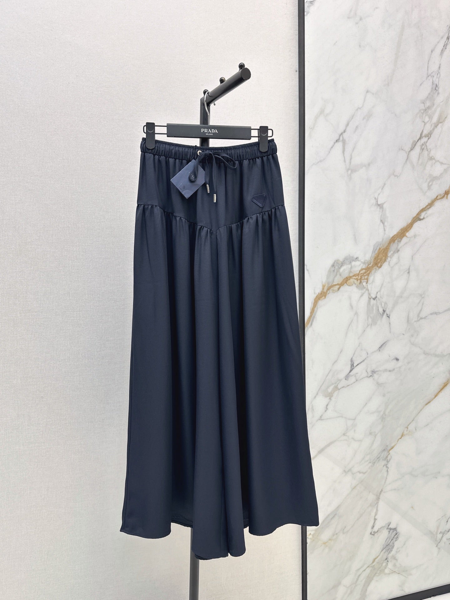 26FW New Elastic-Waist Wide-Leg Trousers 🖤