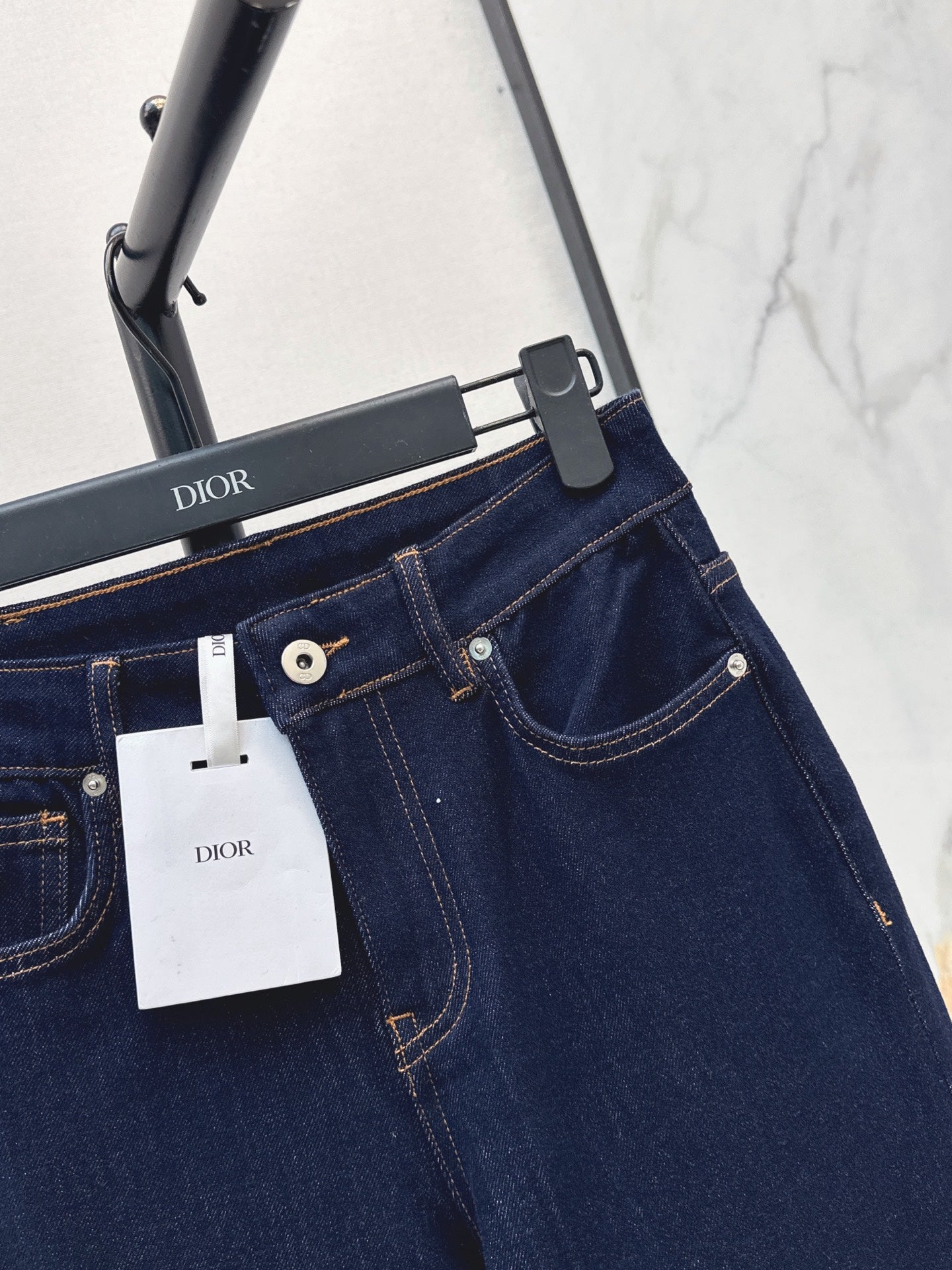 26FW New Stretch Slim-Fit Micro-Flared Jeans 🩵